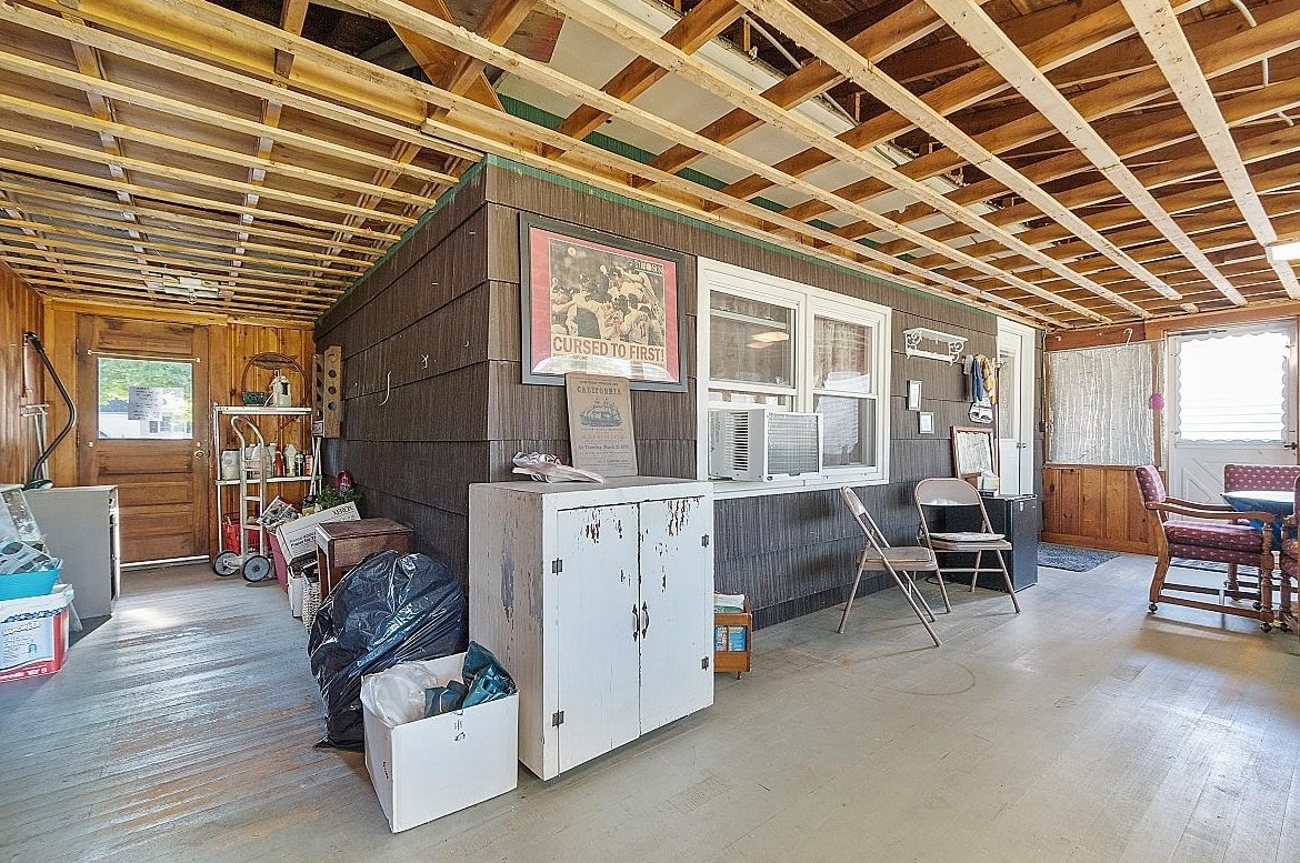 20 Ledge Rd, Hudson NH  03051-3720 exterior