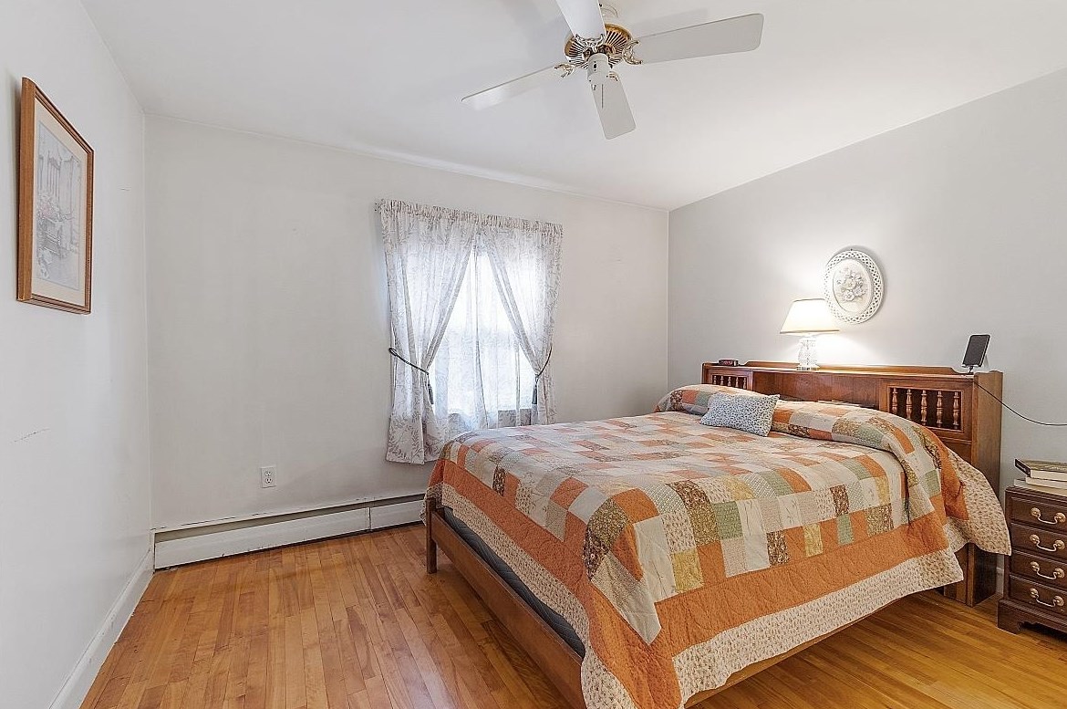 20 Ledge Rd, Hudson NH  03051-3720 exterior