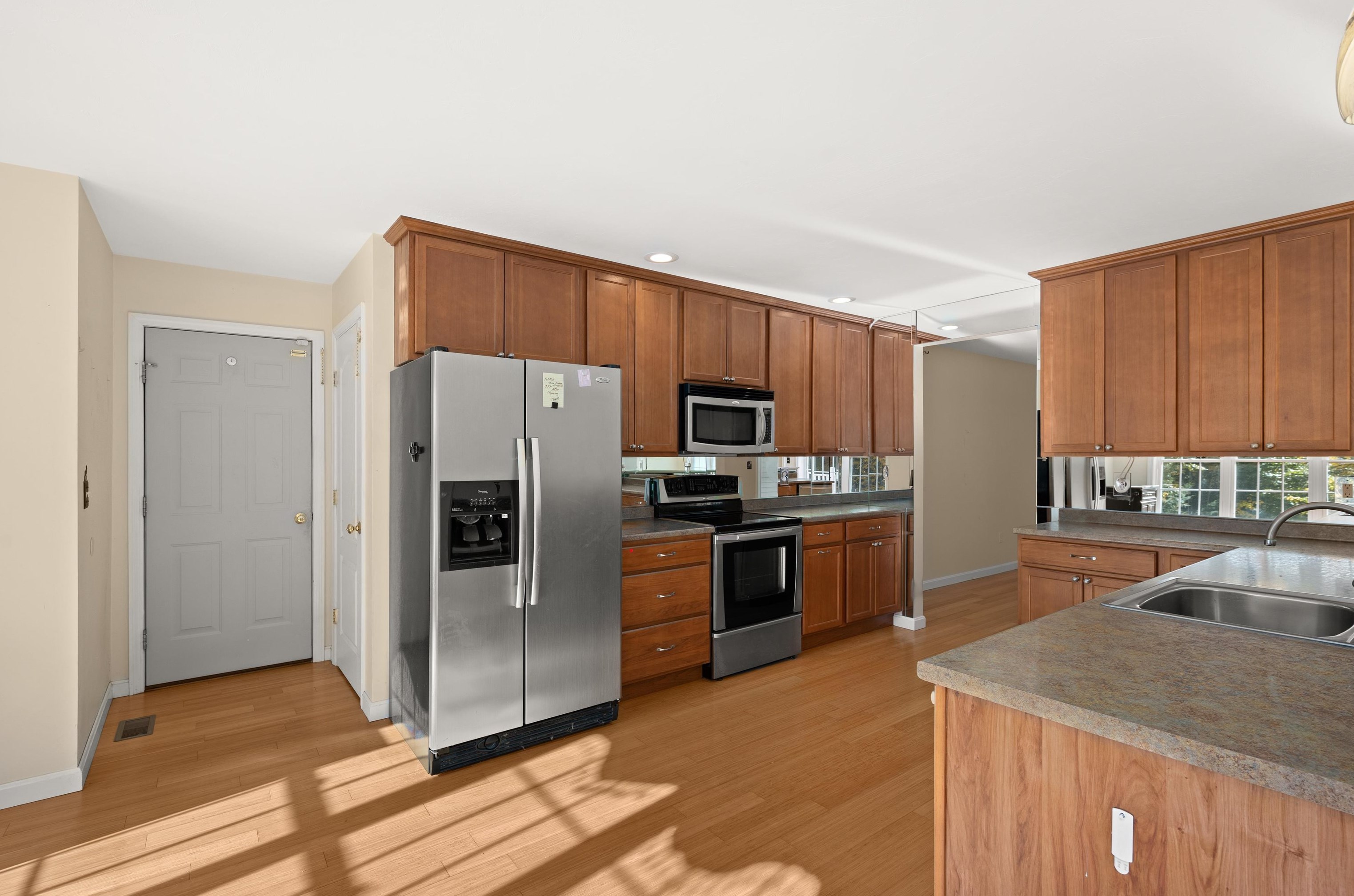 10 Crowley Cir, Moultonborough, NH 03254 exterior