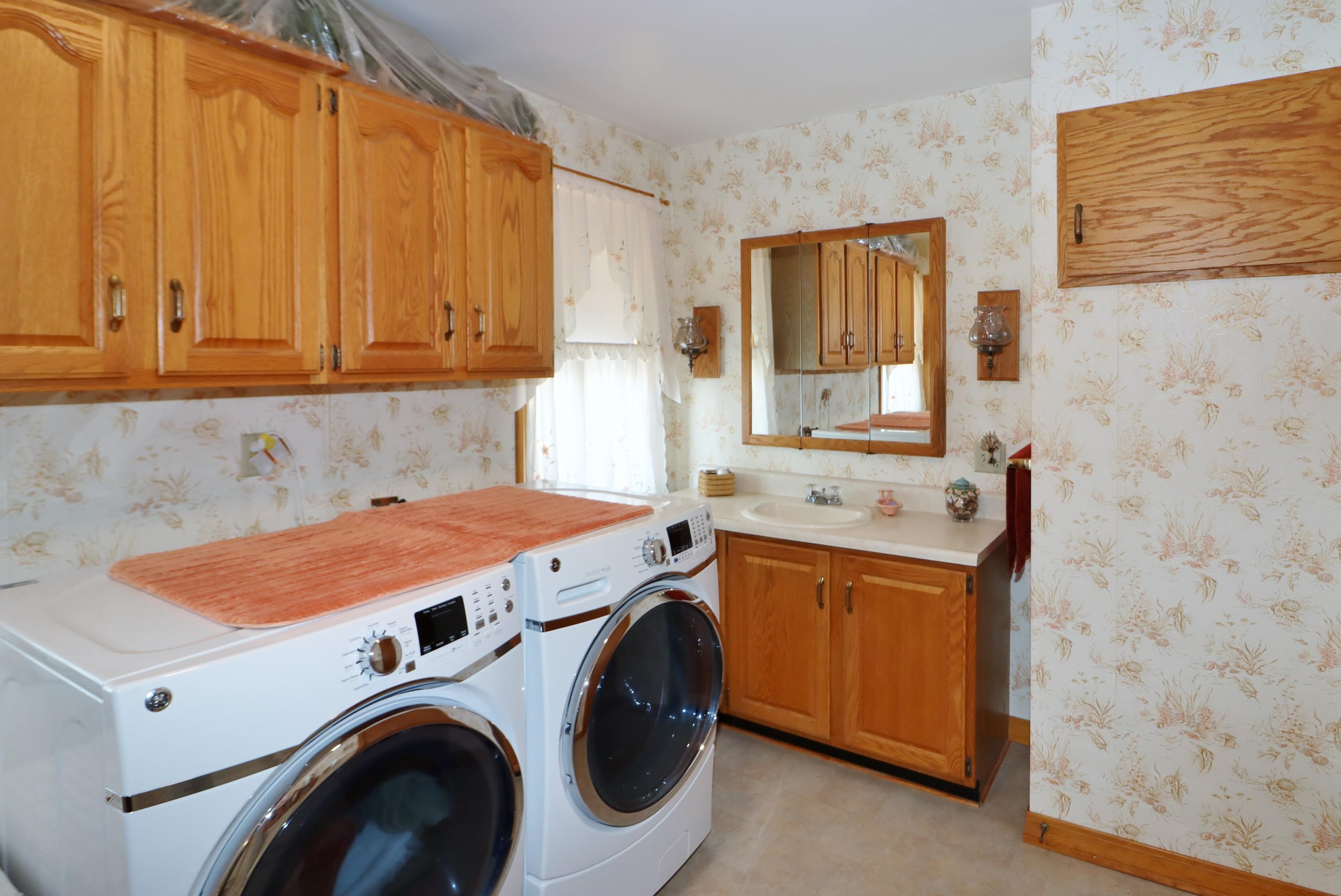 168 Blanchard St, Berlin NH 03570-2009 exterior