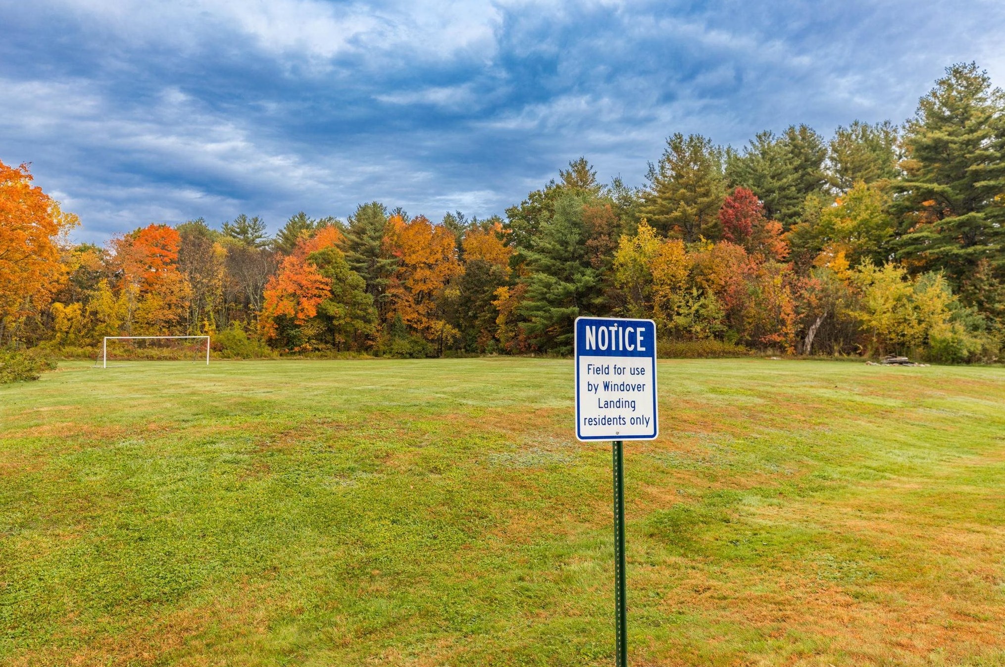 34 Windover Ln, Merrimack NH 03054-2663 exterior