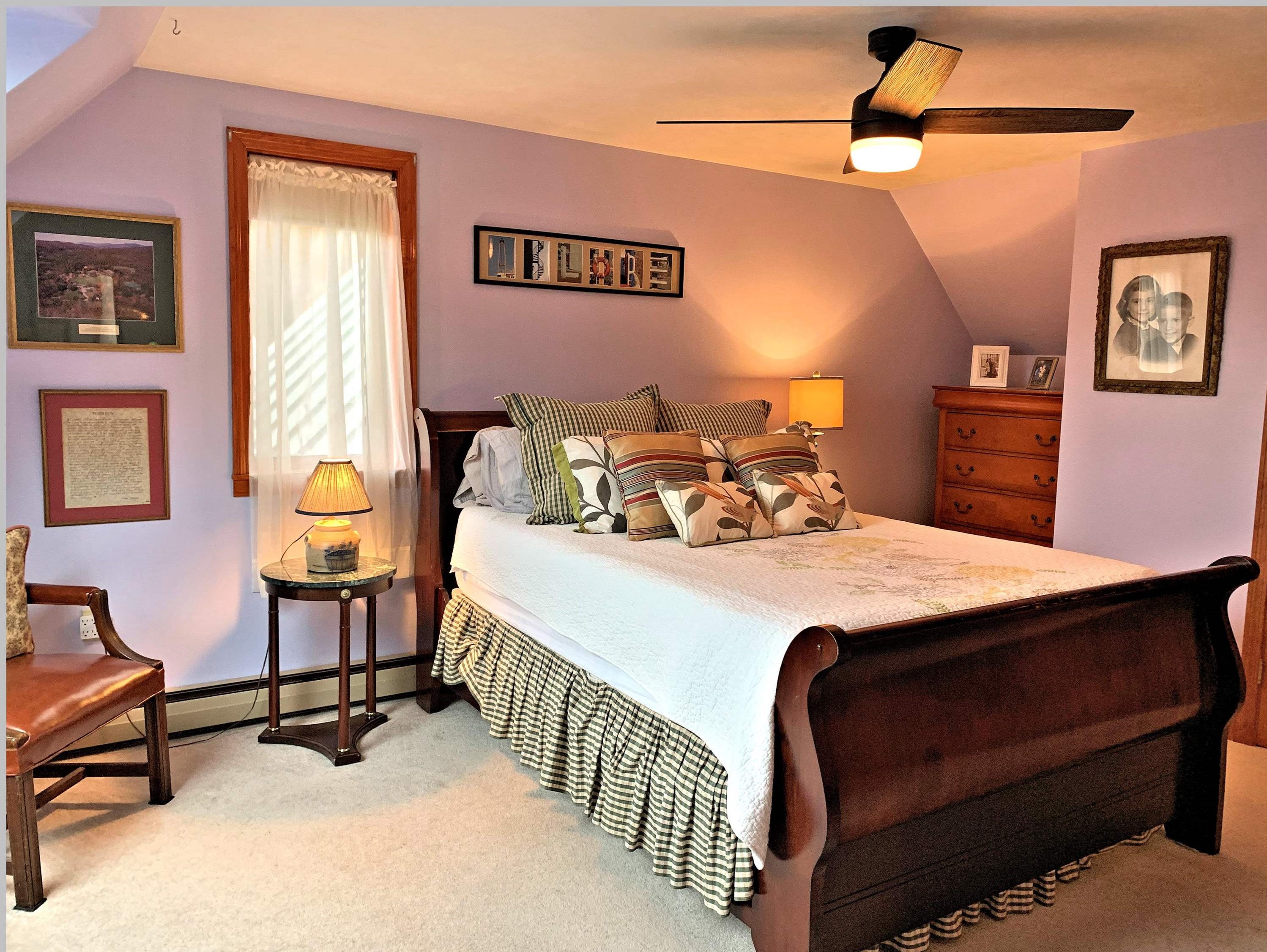 4 Chaddarin Ln, Bridgewater NH 03264-4409 exterior