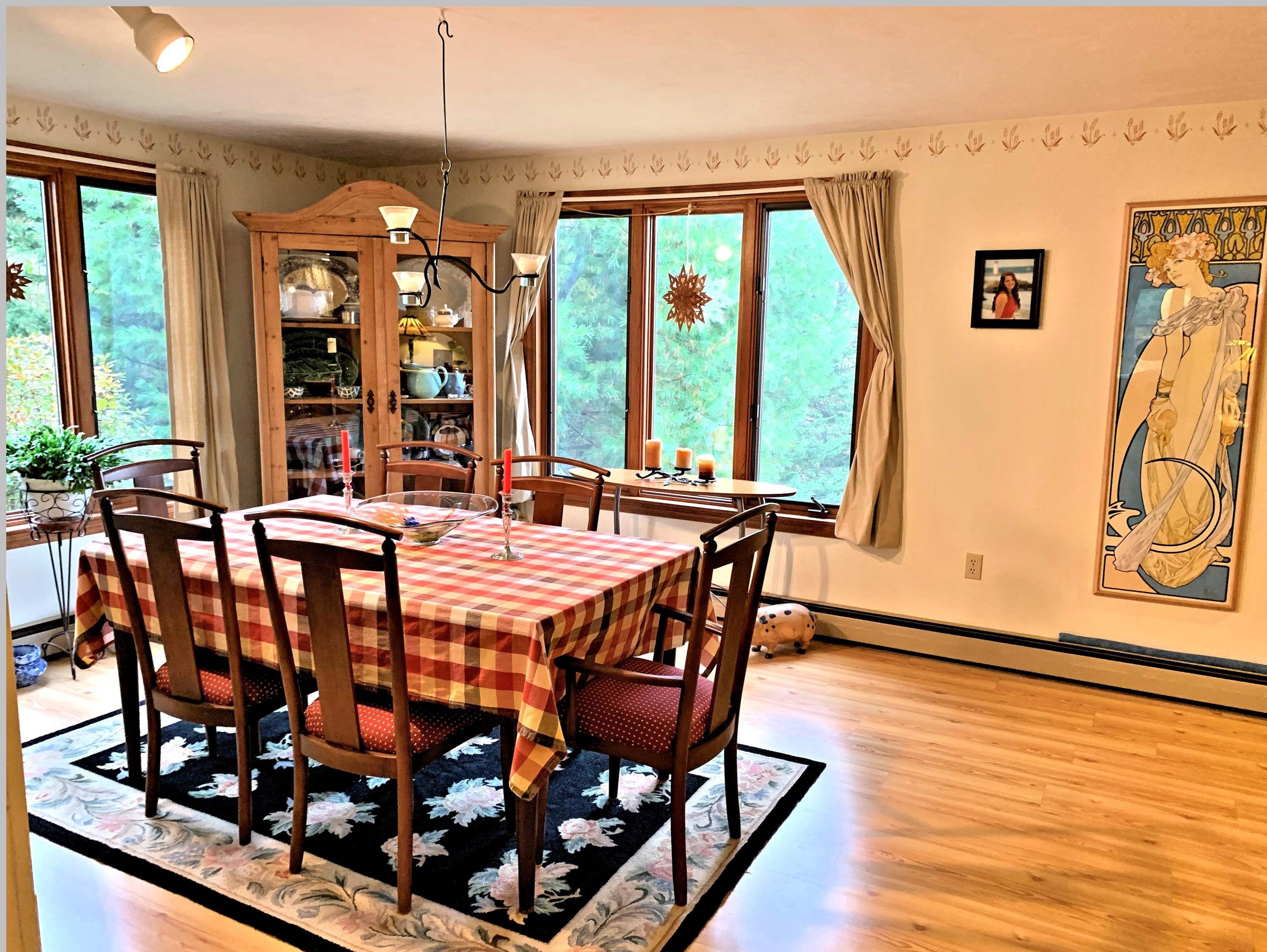 4 Chaddarin Ln, Bridgewater NH 03264-4409 exterior