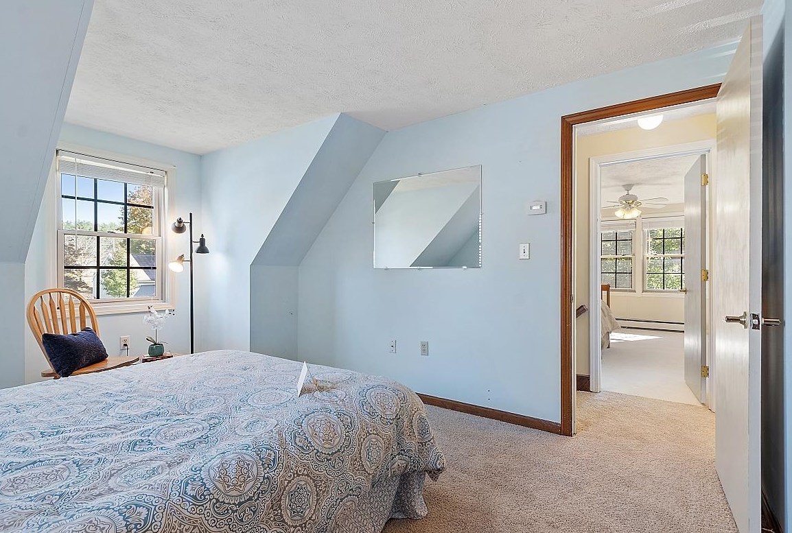 7 Winding Brk Ln, Merrimack NH 03054-2822 exterior