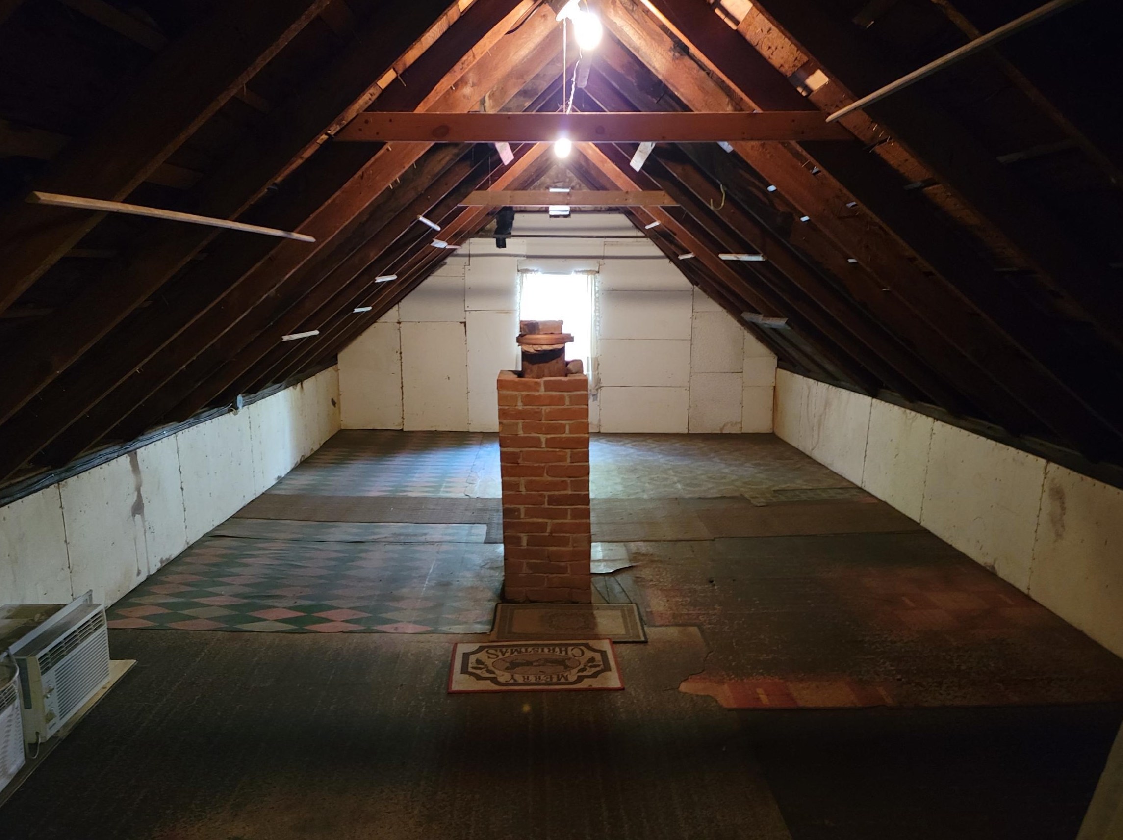 44 Mechanic St, Lebanon NH 03766-1511 exterior