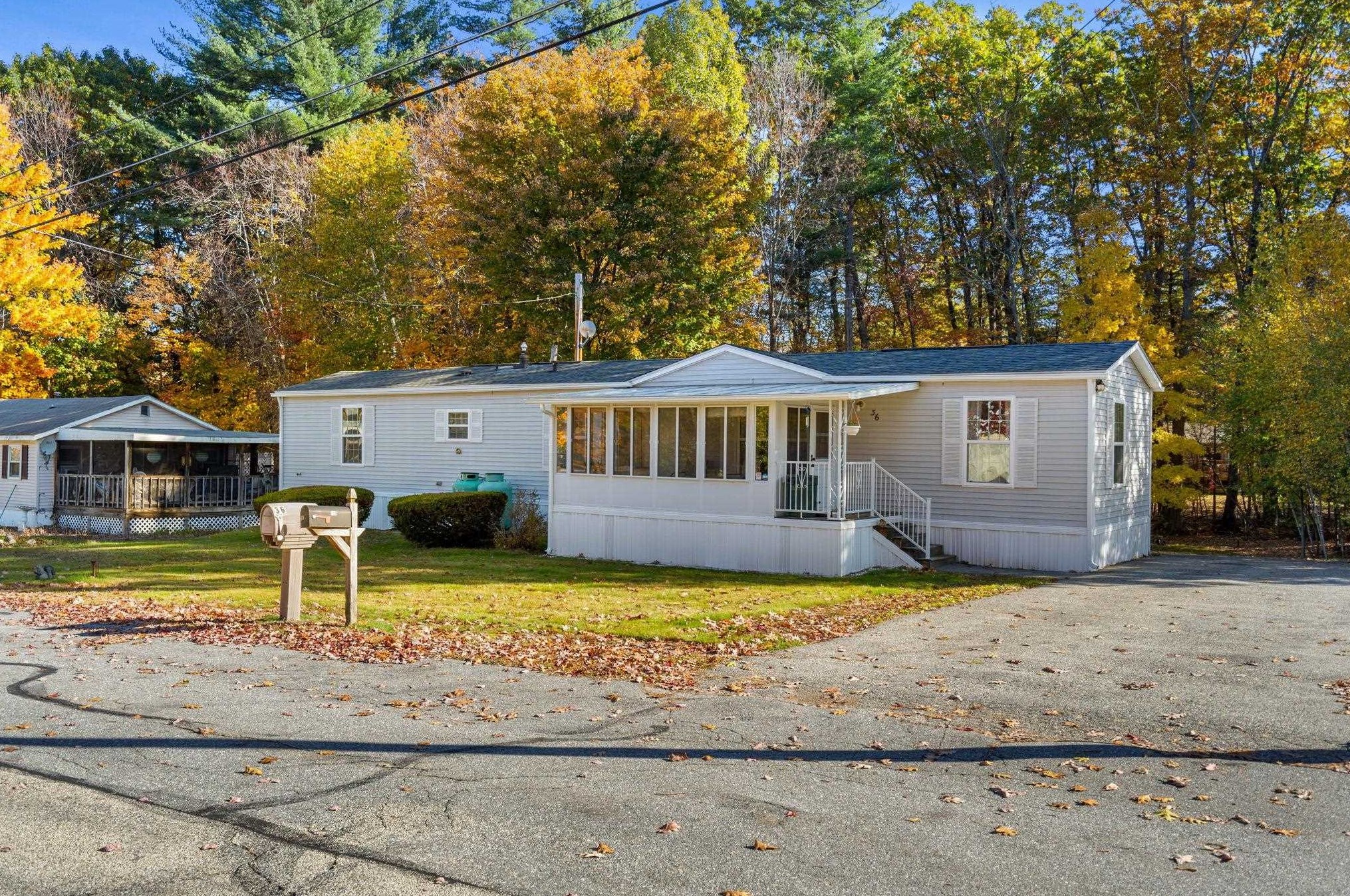 36 Rosemary St, Salem, NH 03079