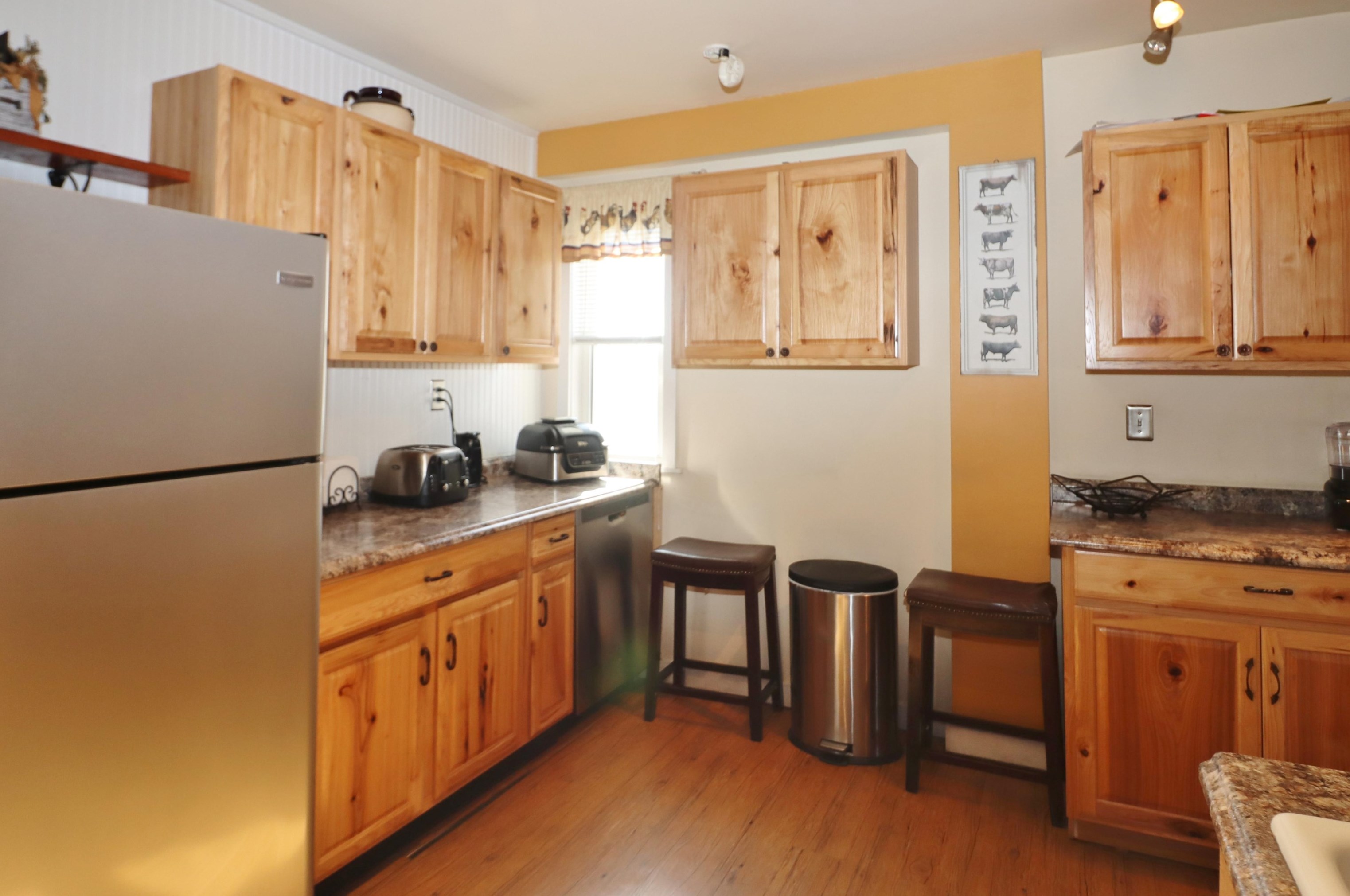 396 Hillside Ave, Berlin NH  03570-2120 exterior