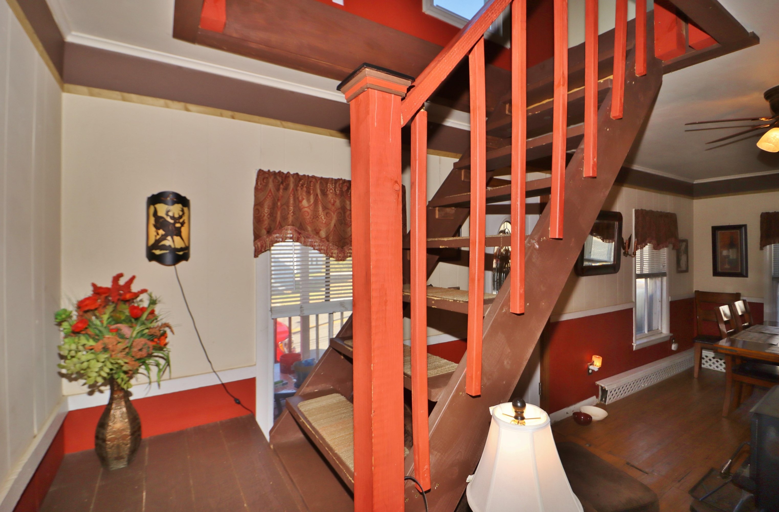 396 Hillside Ave, Berlin NH  03570-2120 exterior