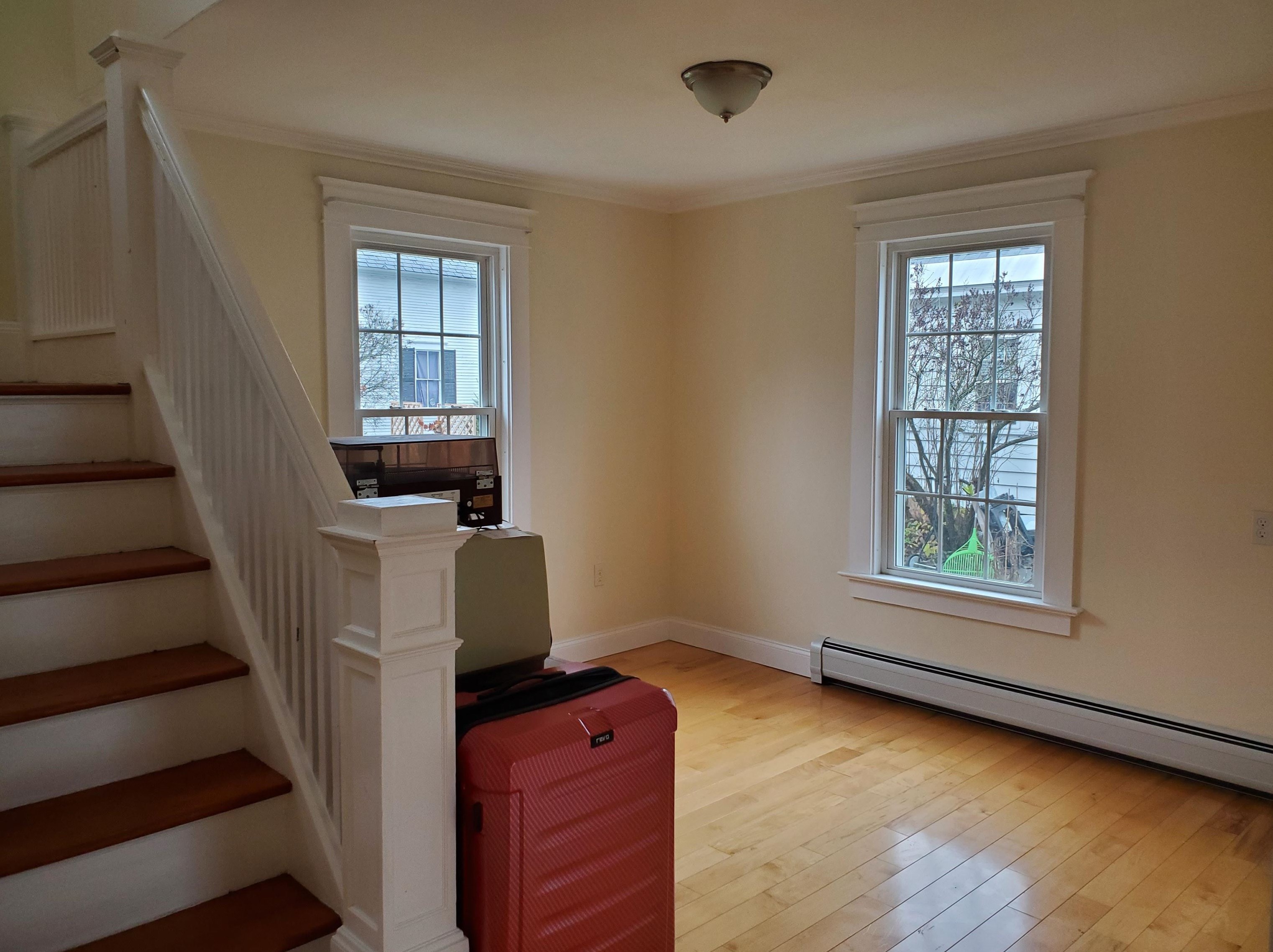 39 Grn St, Lebanon NH 03766-1716 exterior