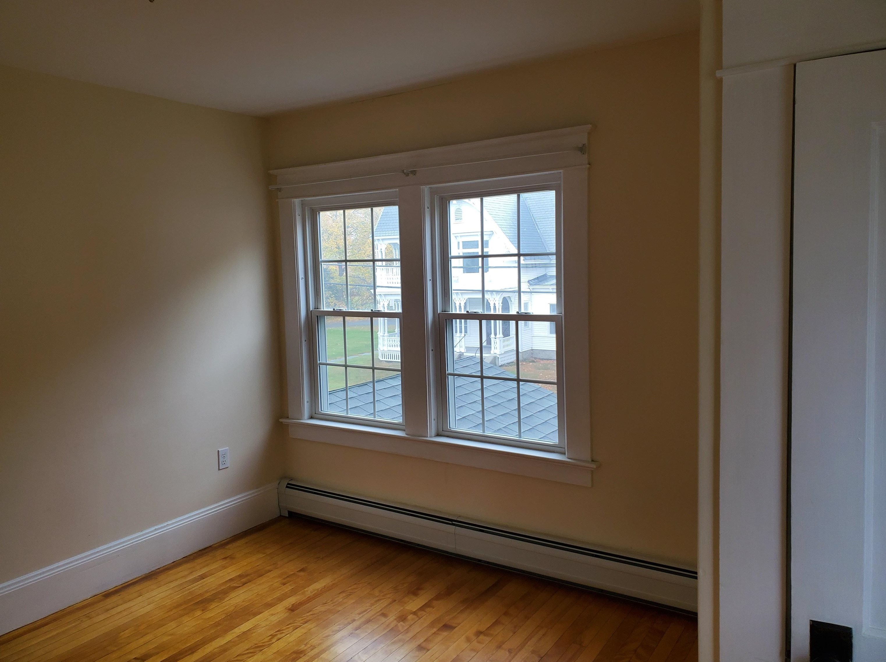 39 Grn St, Lebanon NH 03766-1716 exterior