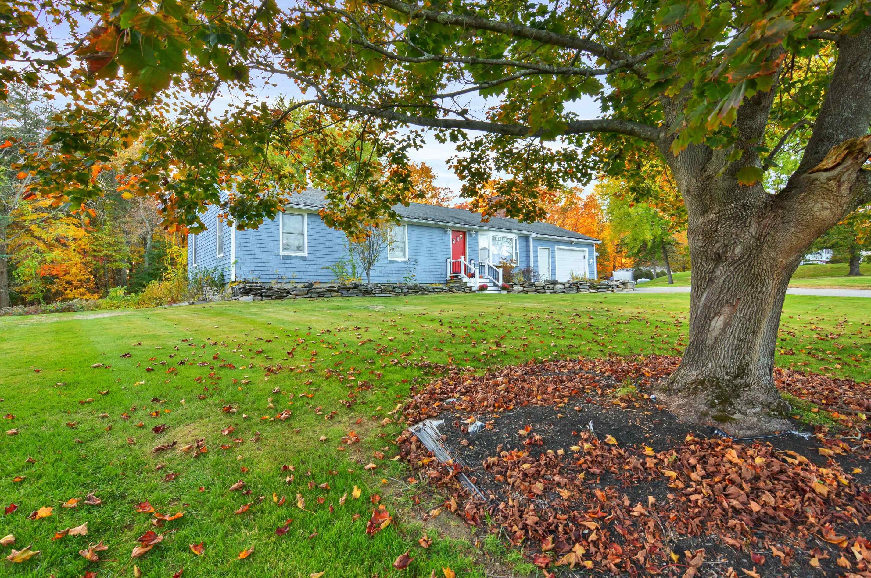 7 Koper Ln, Pelham, NH 03076