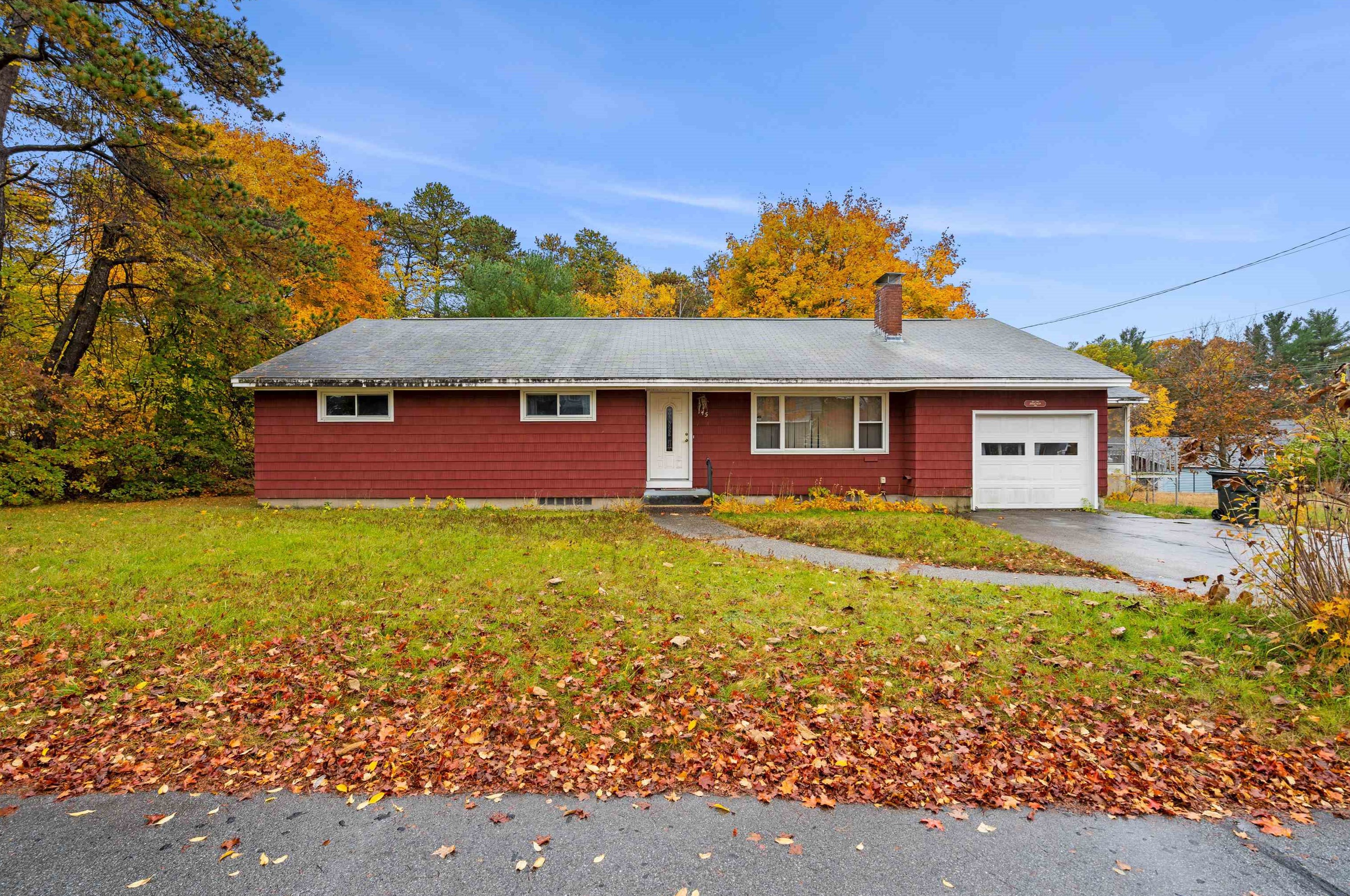 145 Liane St, Manchester, NH 03102-2574