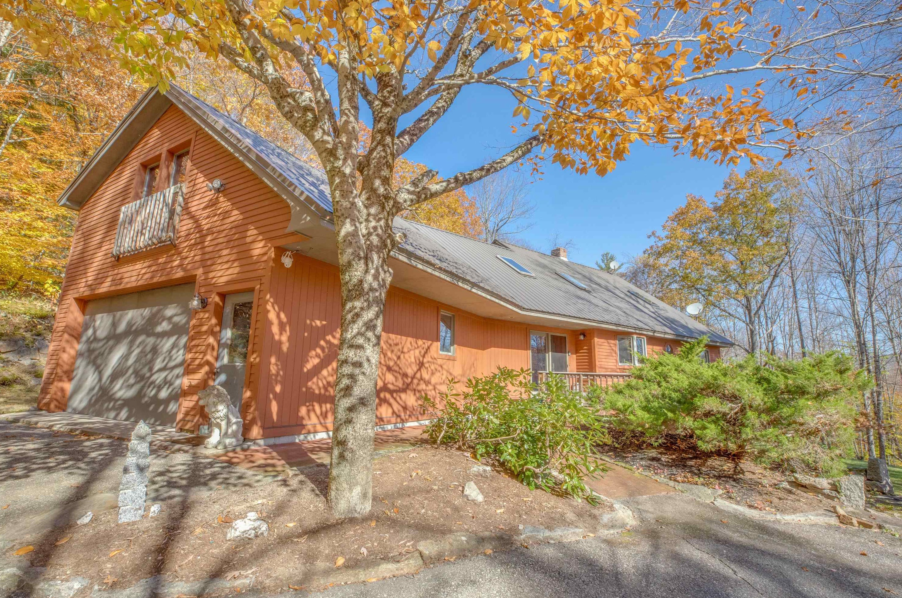 28 Bobhouse Road, Holderness, NH 03245