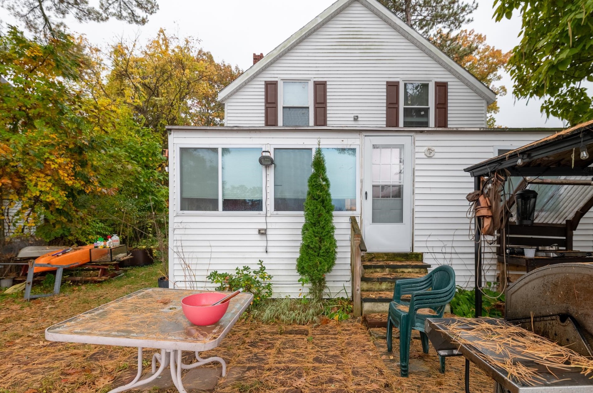 95 Lake Shore Rd, Salem, NH 03079