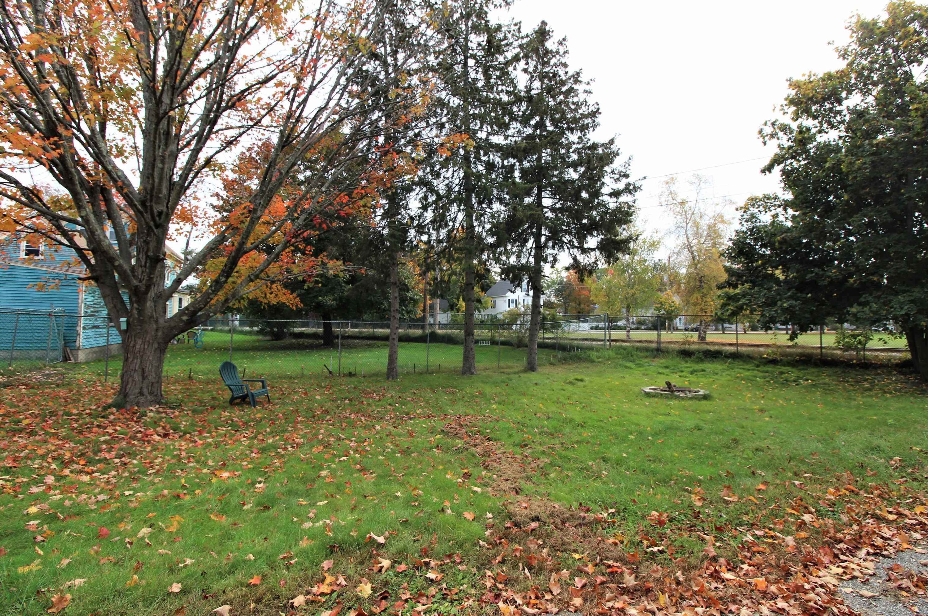 19 Heaton St, Rochester NH 03867-2714 exterior