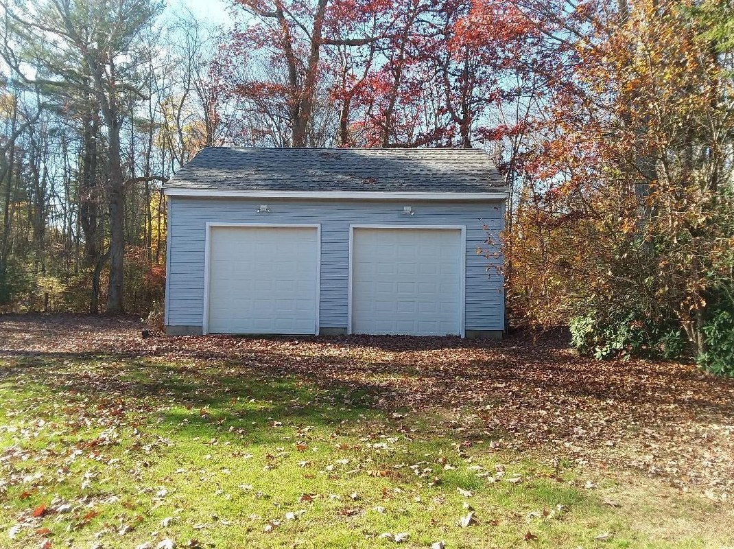 4 Meisner Rd, Salem, NH 03079