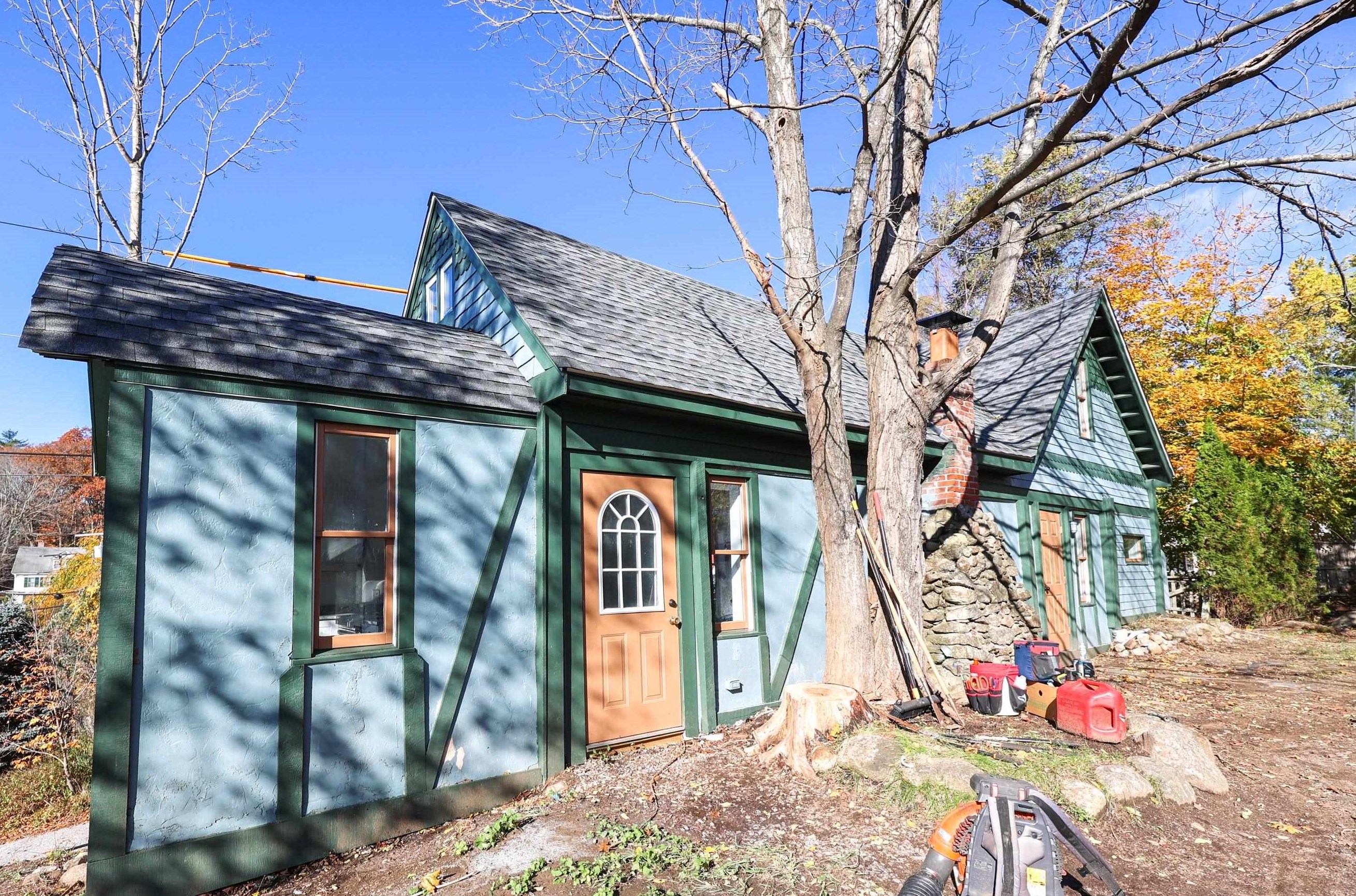 12 W Main St, Bradford, NH 03221