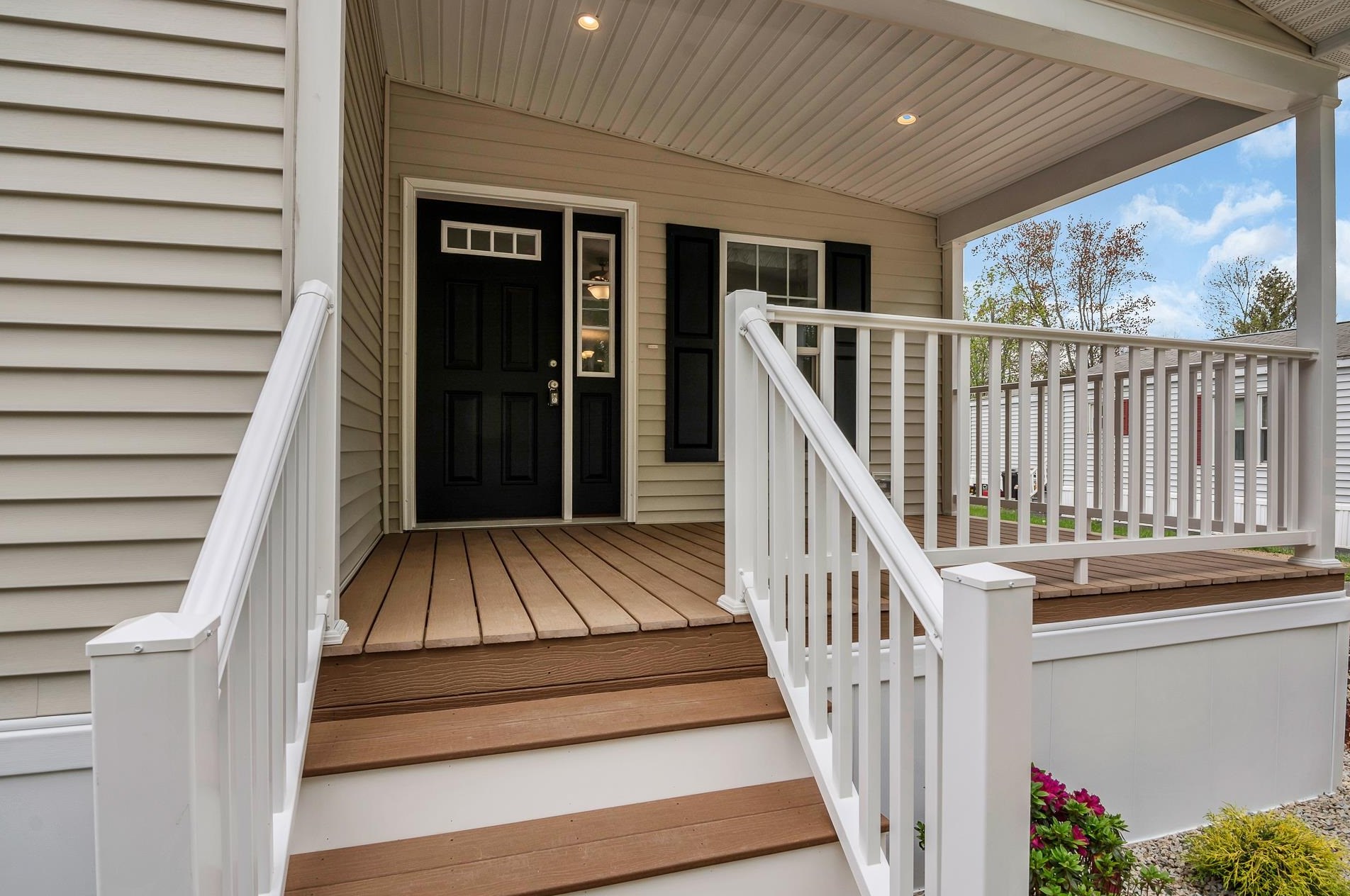 45 Hagop Rd, Salem, NH 03079