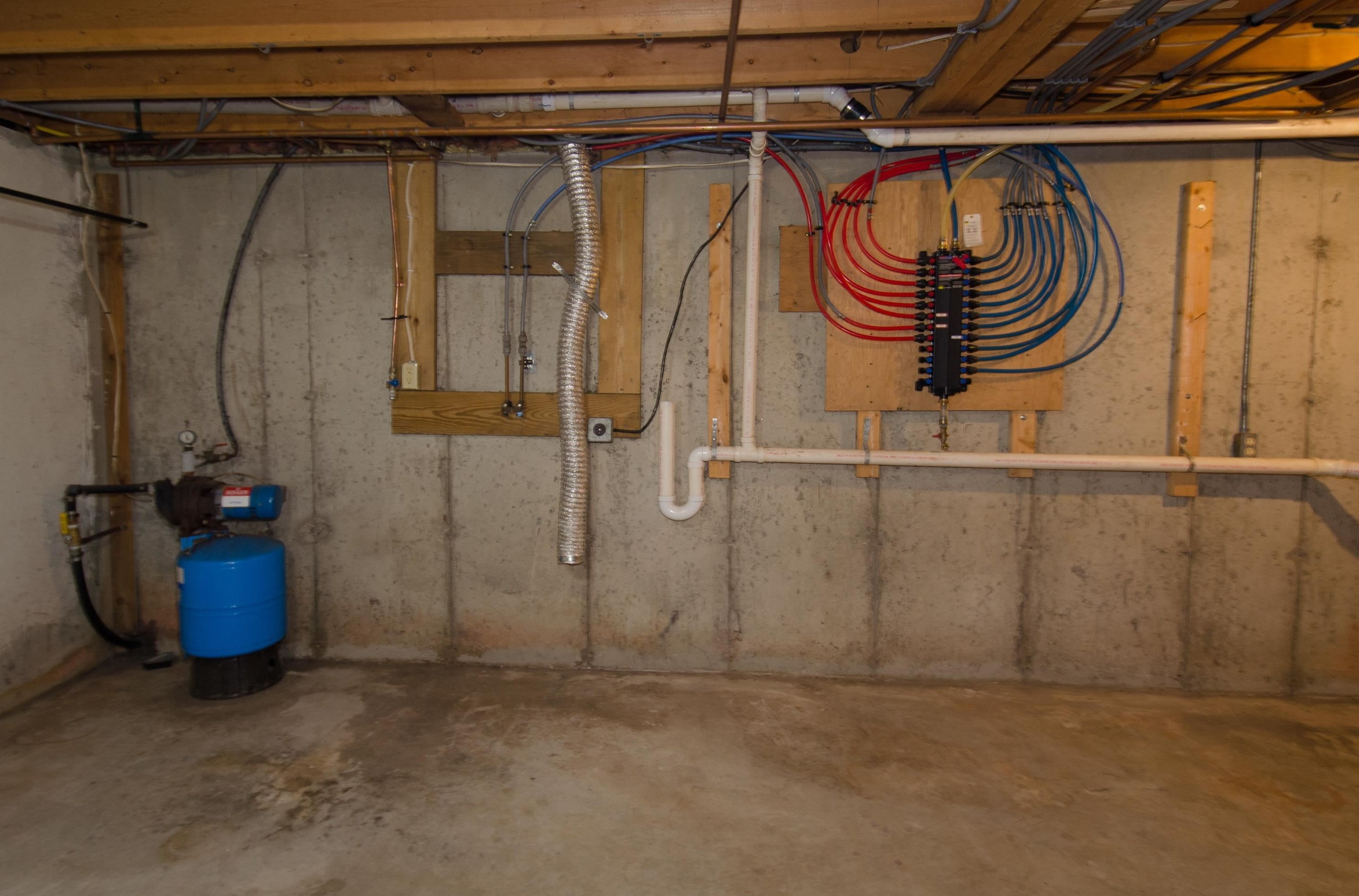 20 Thissell Rd, Bridgewater NH  03222-6753 exterior