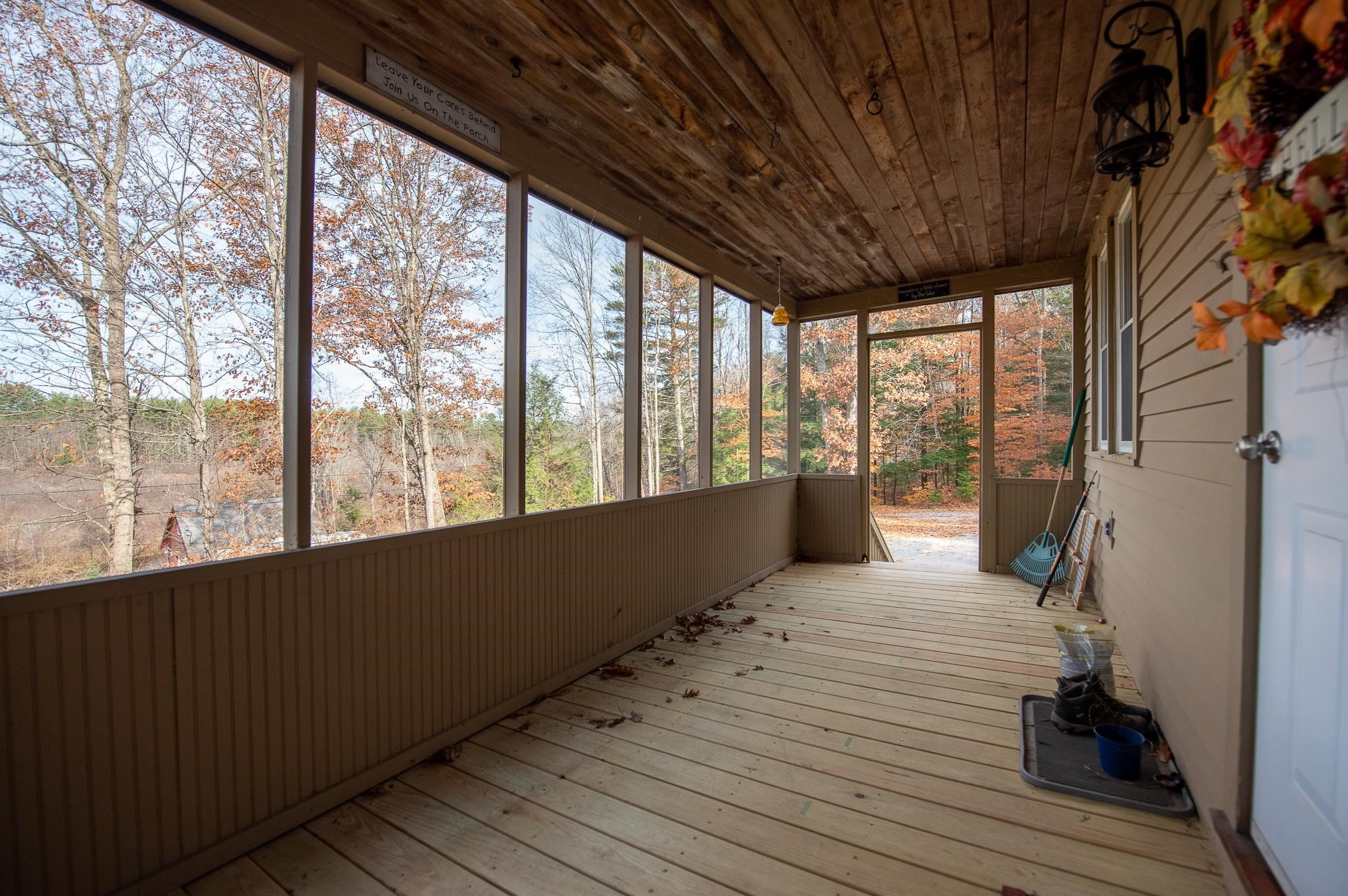 20 Thissell Rd, Bridgewater NH  03222-6753 exterior