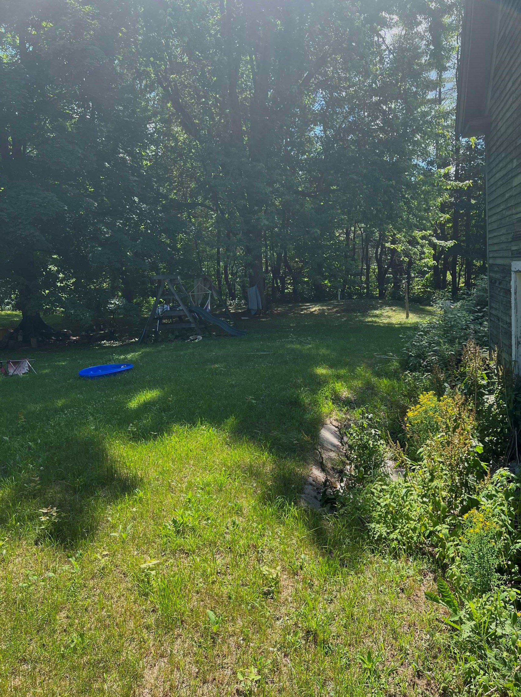 660 Main St, Tuftonboro NH  03894-4315 exterior