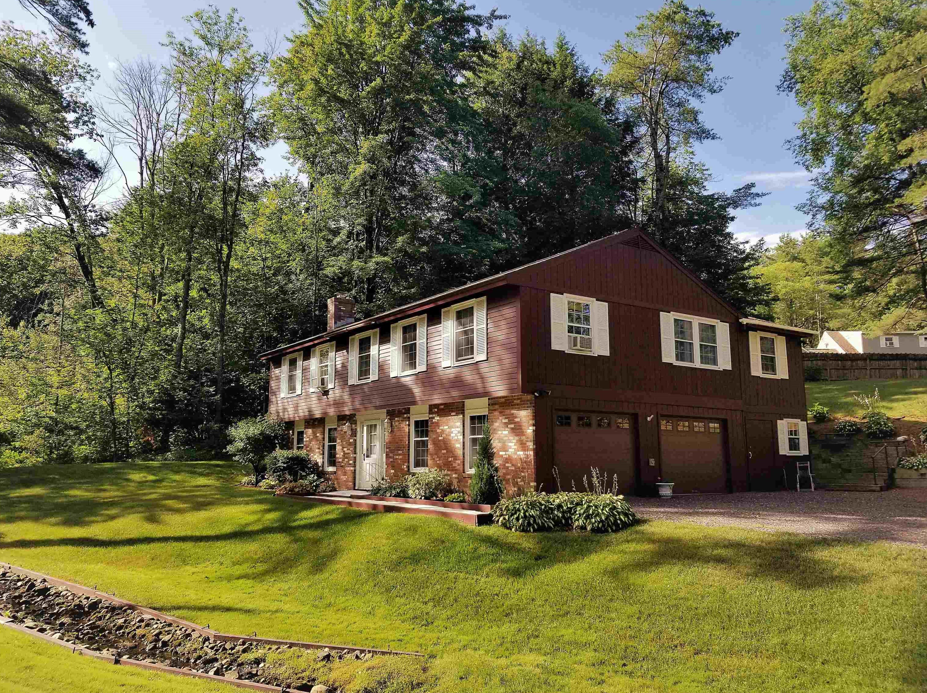 5 Ledgewood Rd, Unity, NH 03743