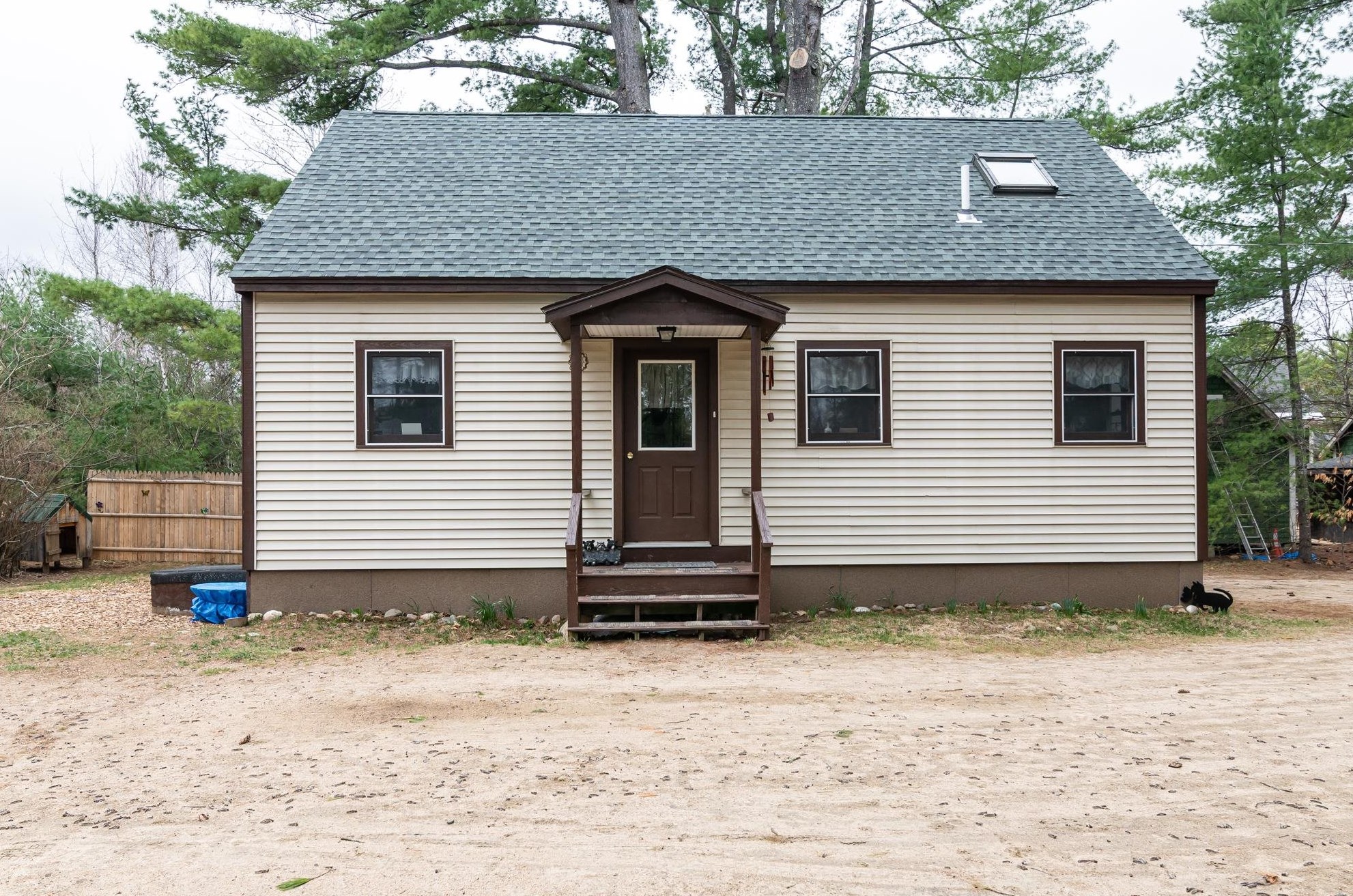 486 Whittier Rd, Tamworth, NH 03886
