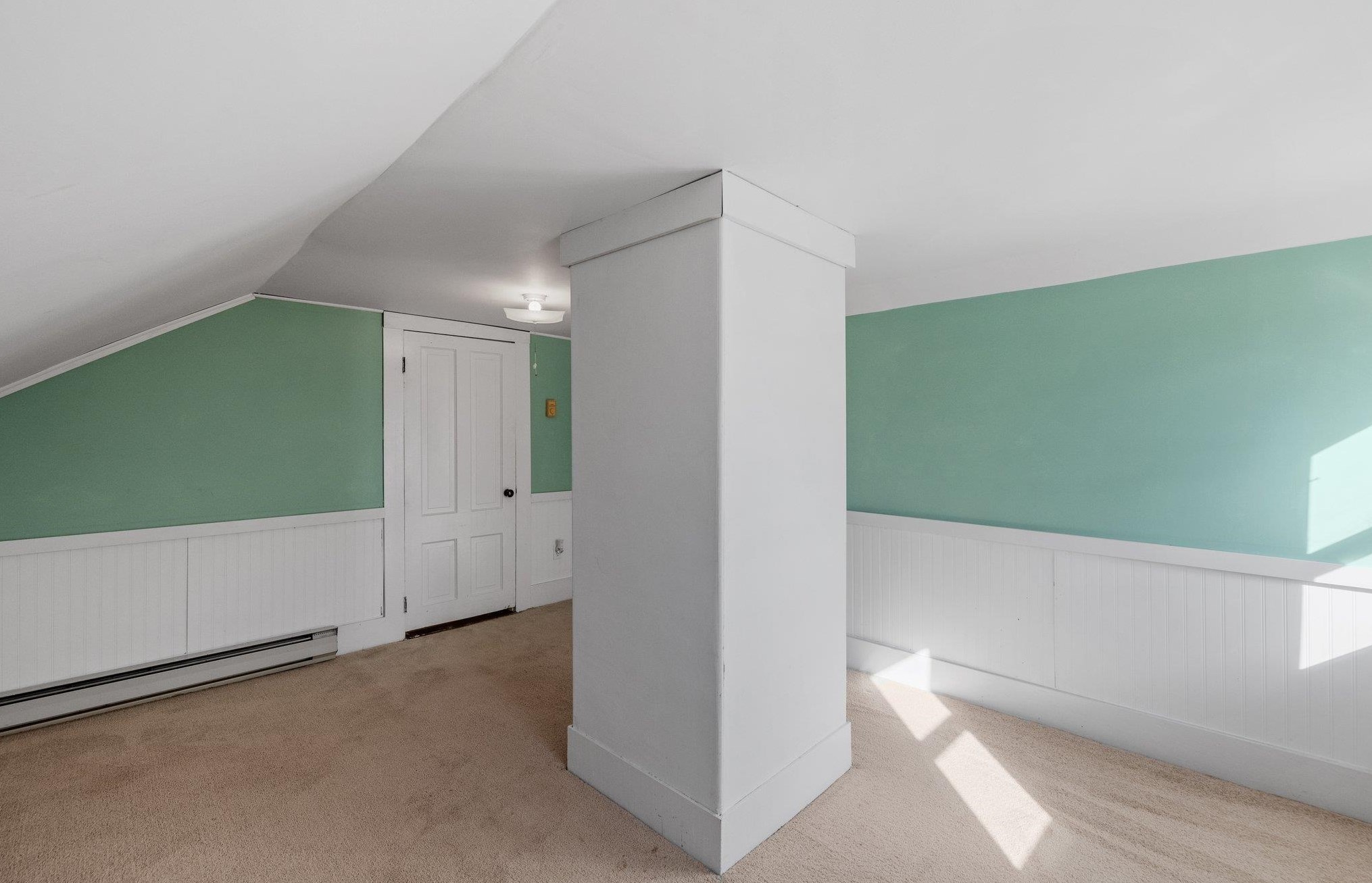 62 Merrimack St, Bridgewater NH  03222-3257 exterior