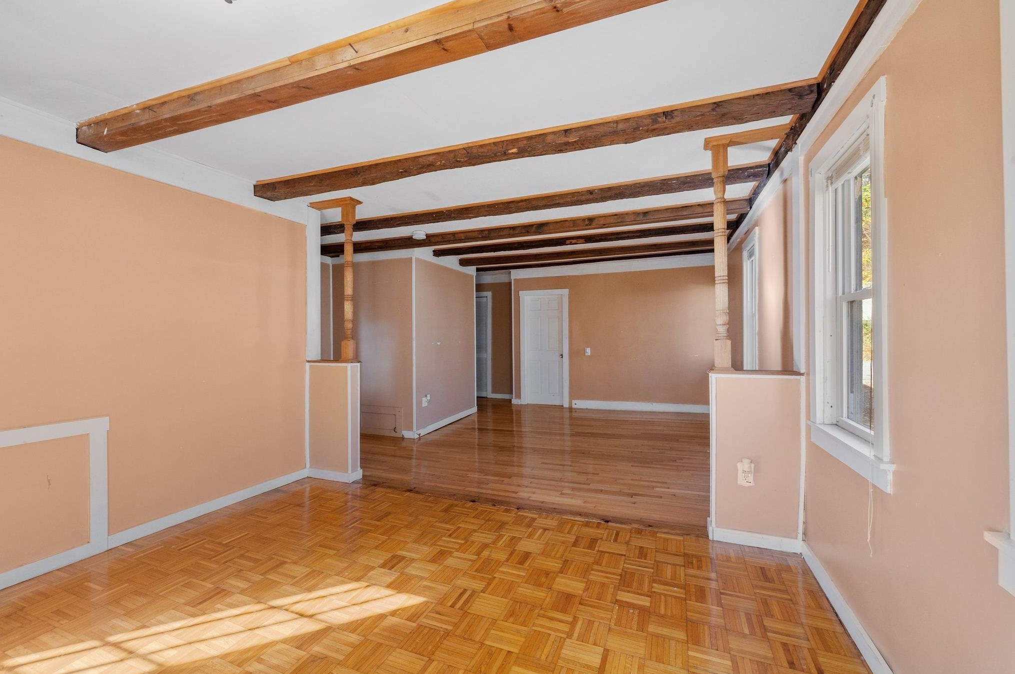 62 Merrimack St, Bridgewater NH  03222-3257 exterior