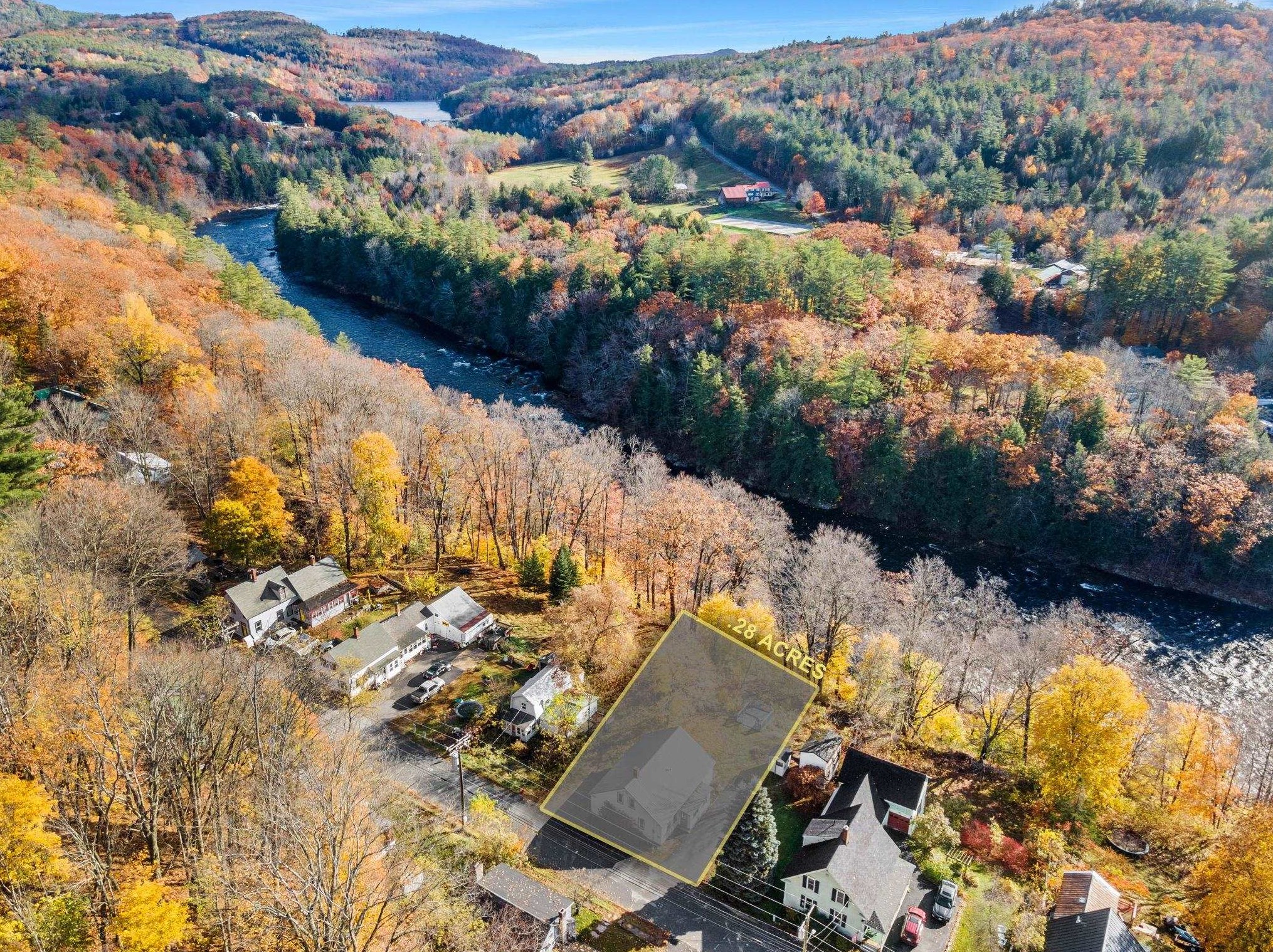 62 Merrimack St, Bridgewater NH  03222-3257 exterior