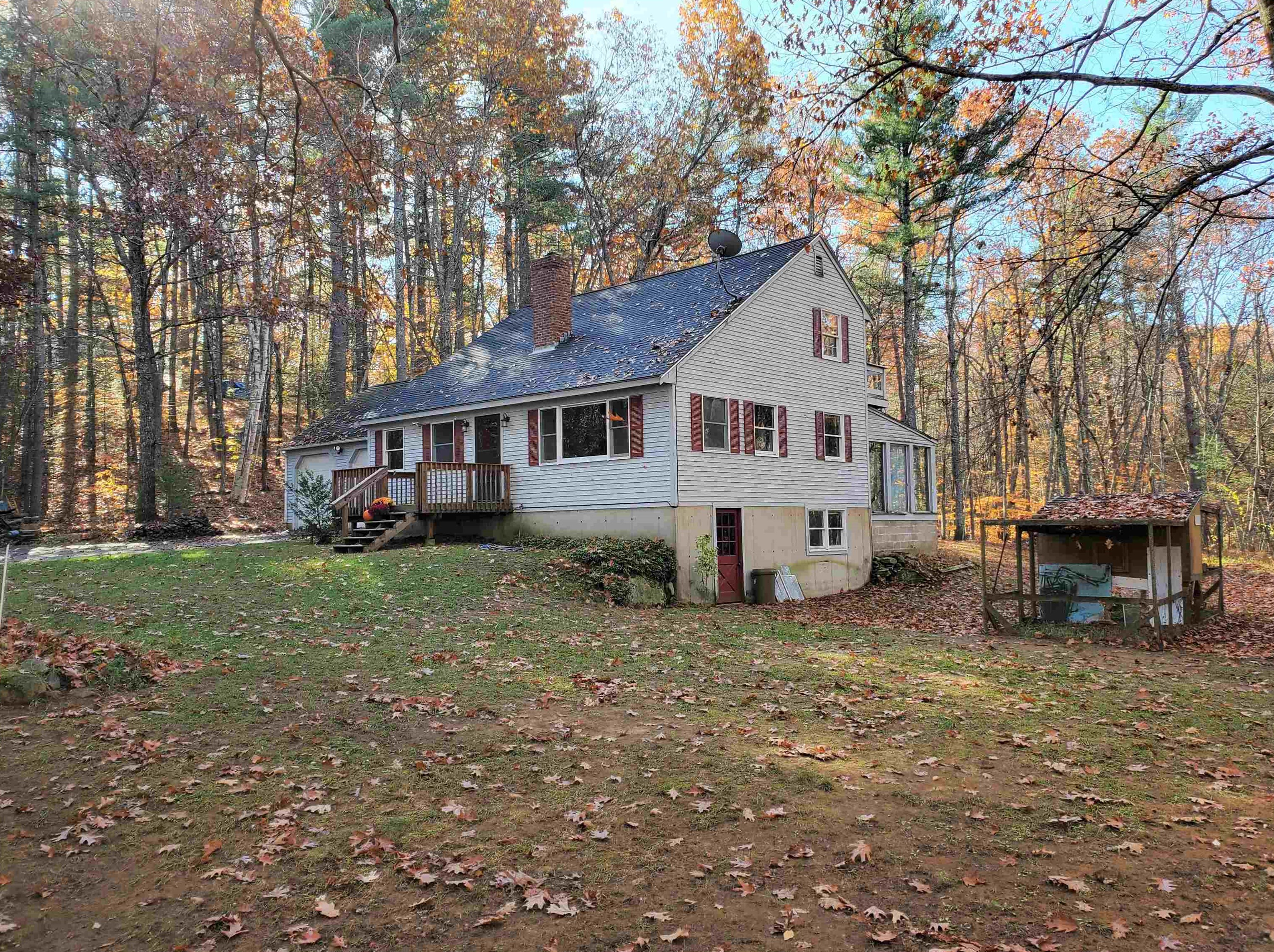 68 Heath St, Newton, NH 03858