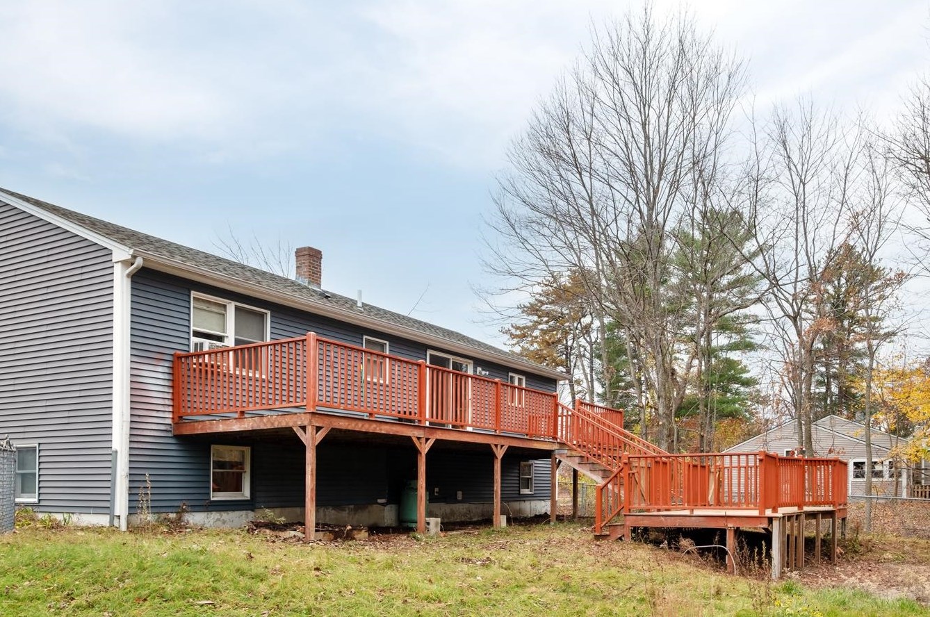 62 Salmon Falls Rd, Rochester, NH 03868