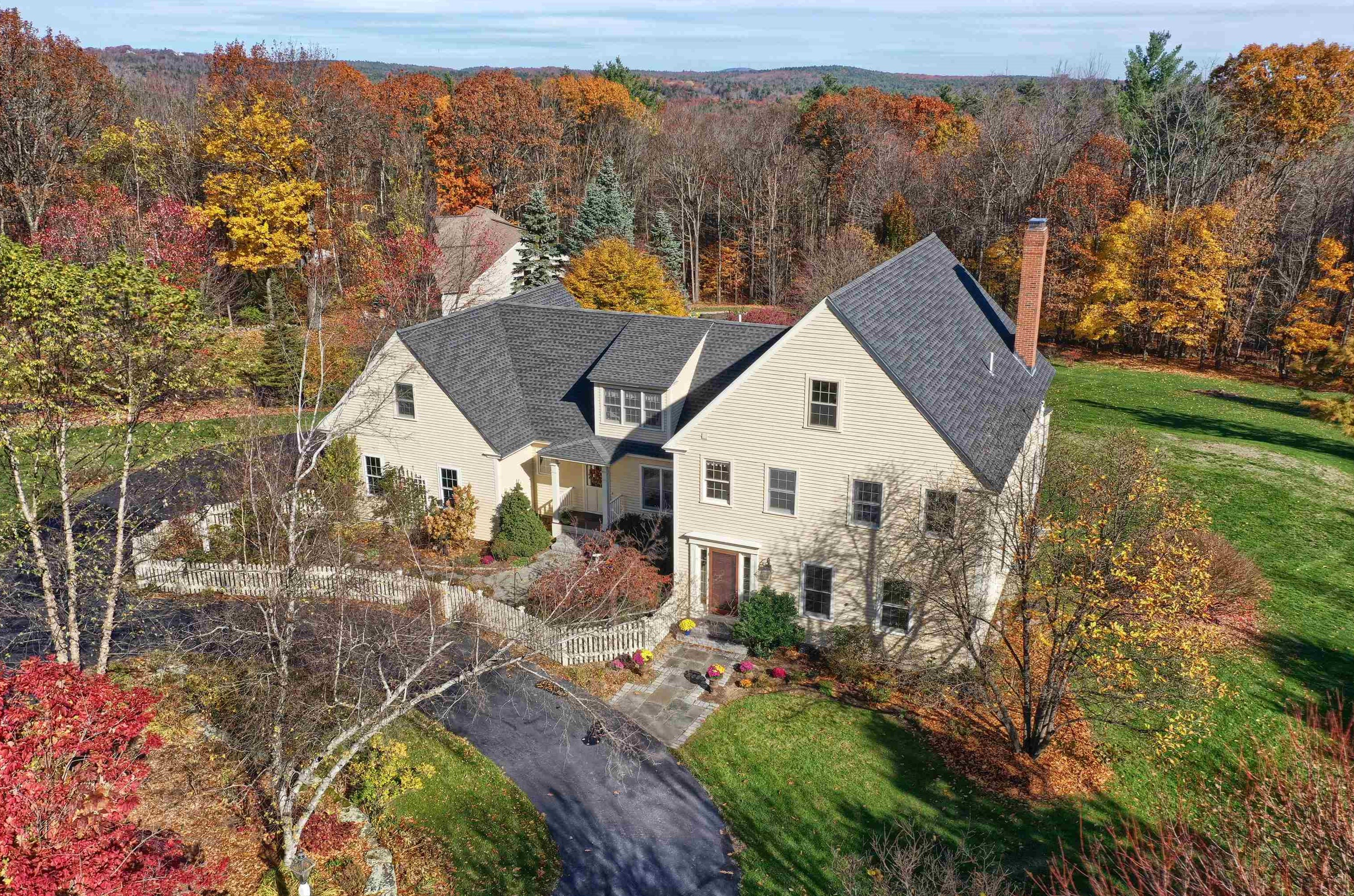 27 Green Rd, Amherst, NH 03031