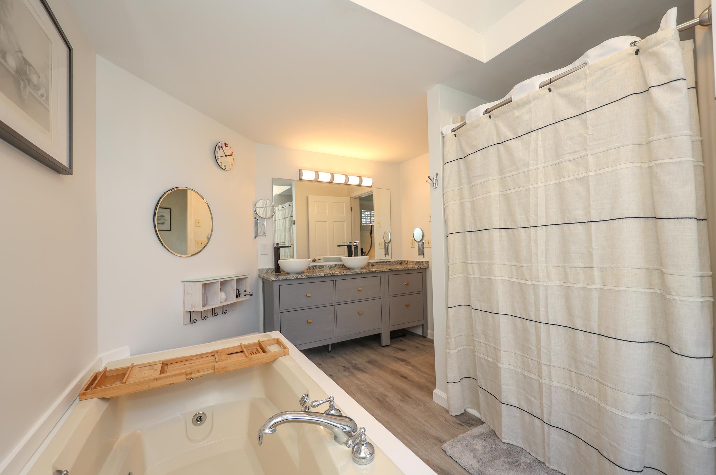 51 Mcquade Brook Rd, Manchester NH  03110-5018 exterior