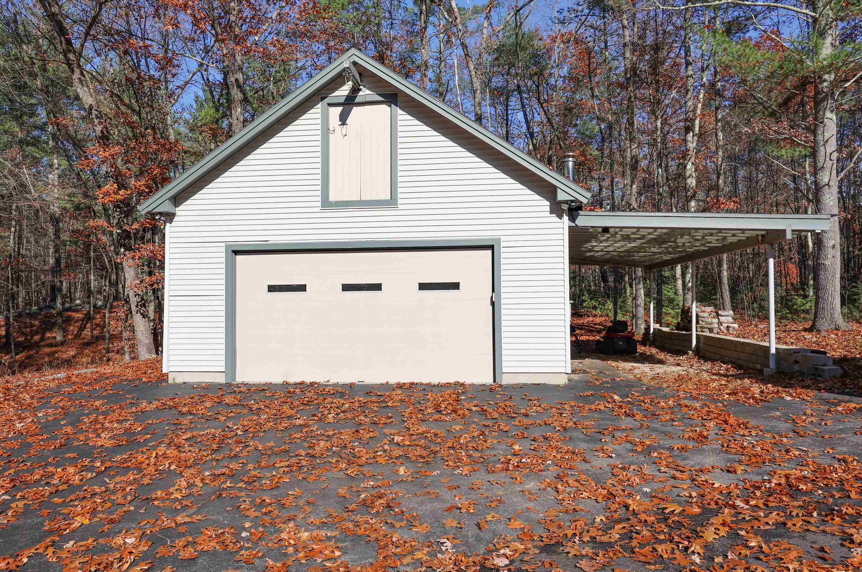 51 Mcquade Brook Rd, Manchester NH  03110-5018 exterior