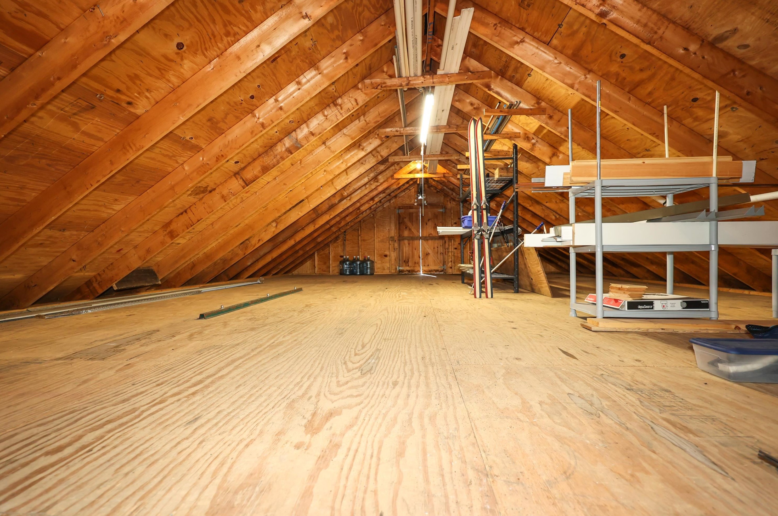 51 Mcquade Brook Rd, Manchester NH  03110-5018 exterior