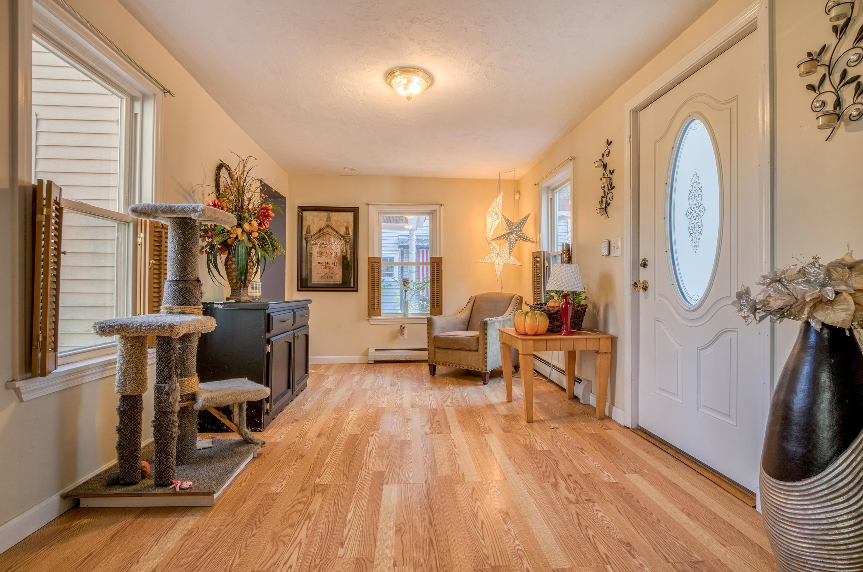 14 Kennedy St, Wilton, NH 03086