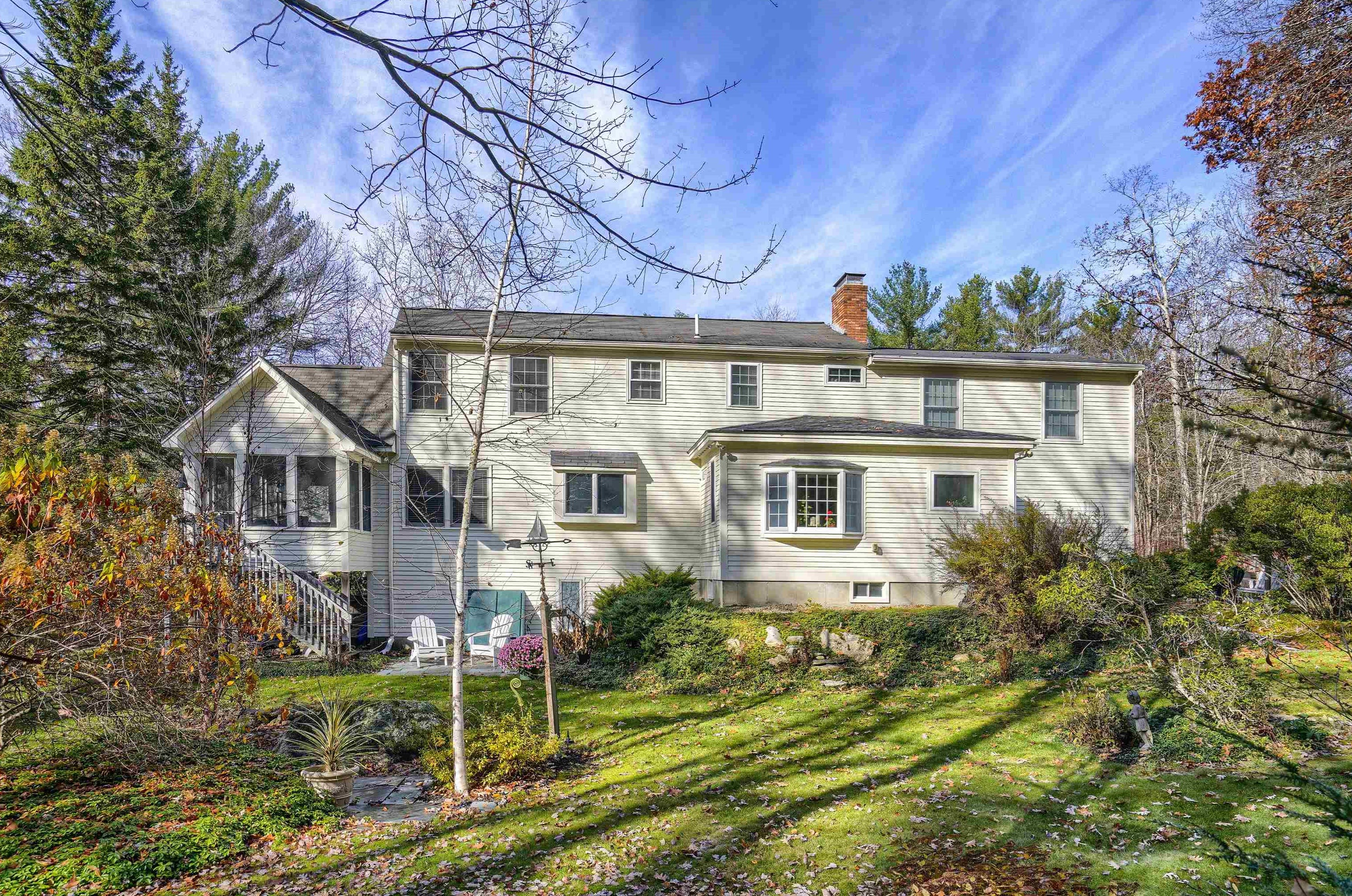 78 Grafton Dr, Manchester, NH 03110-4707