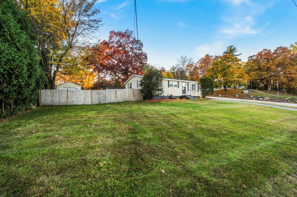 46 Northeastern Blvd, Nashua, NH 03062