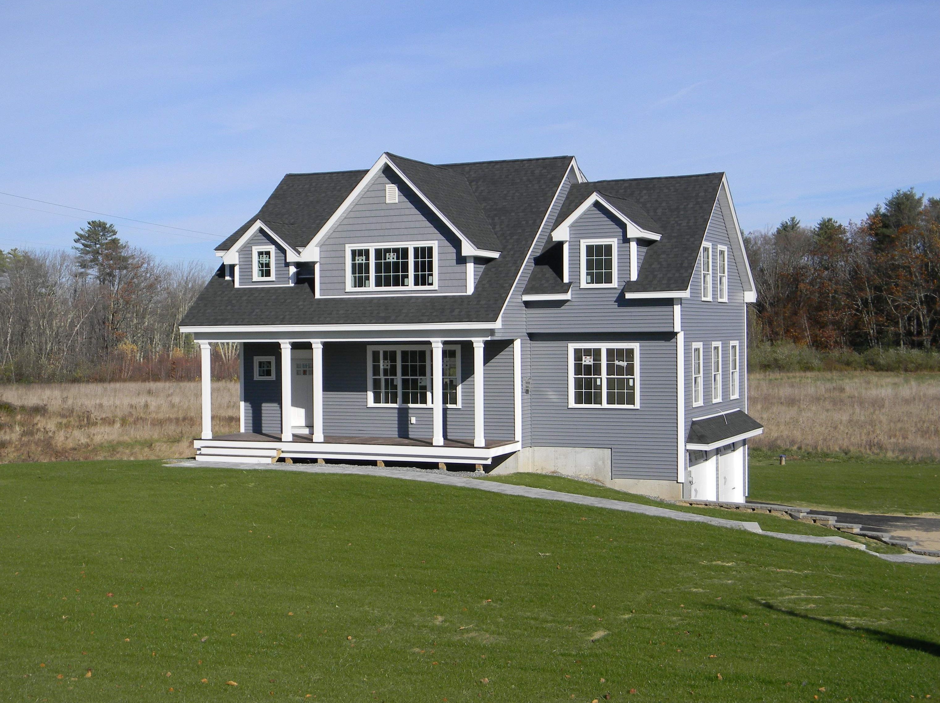 67 Deer Hill Rd, Kensington, NH 03833