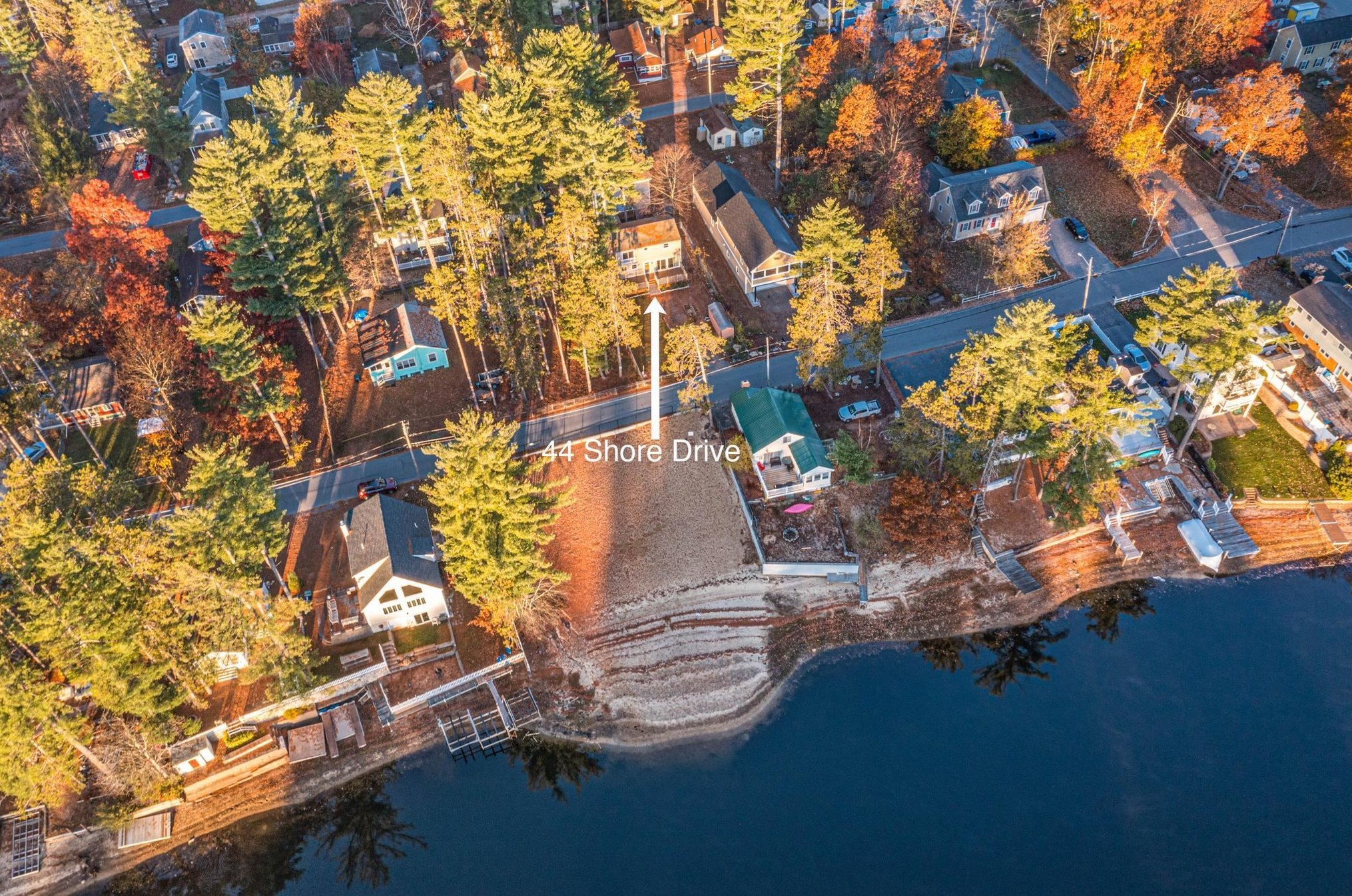 44 Shore Dr, Salem, NH 03079