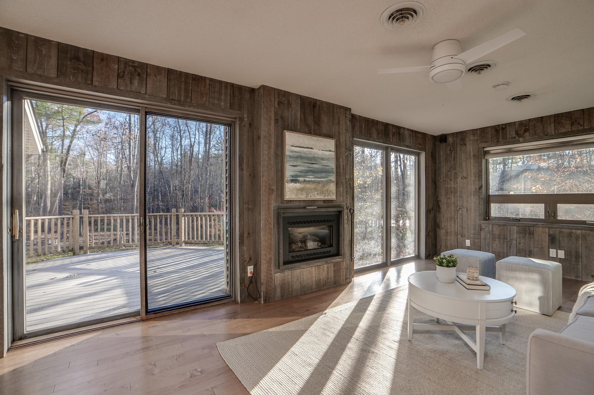 77 Oriole Dr, Manchester NH  03110-4424 exterior