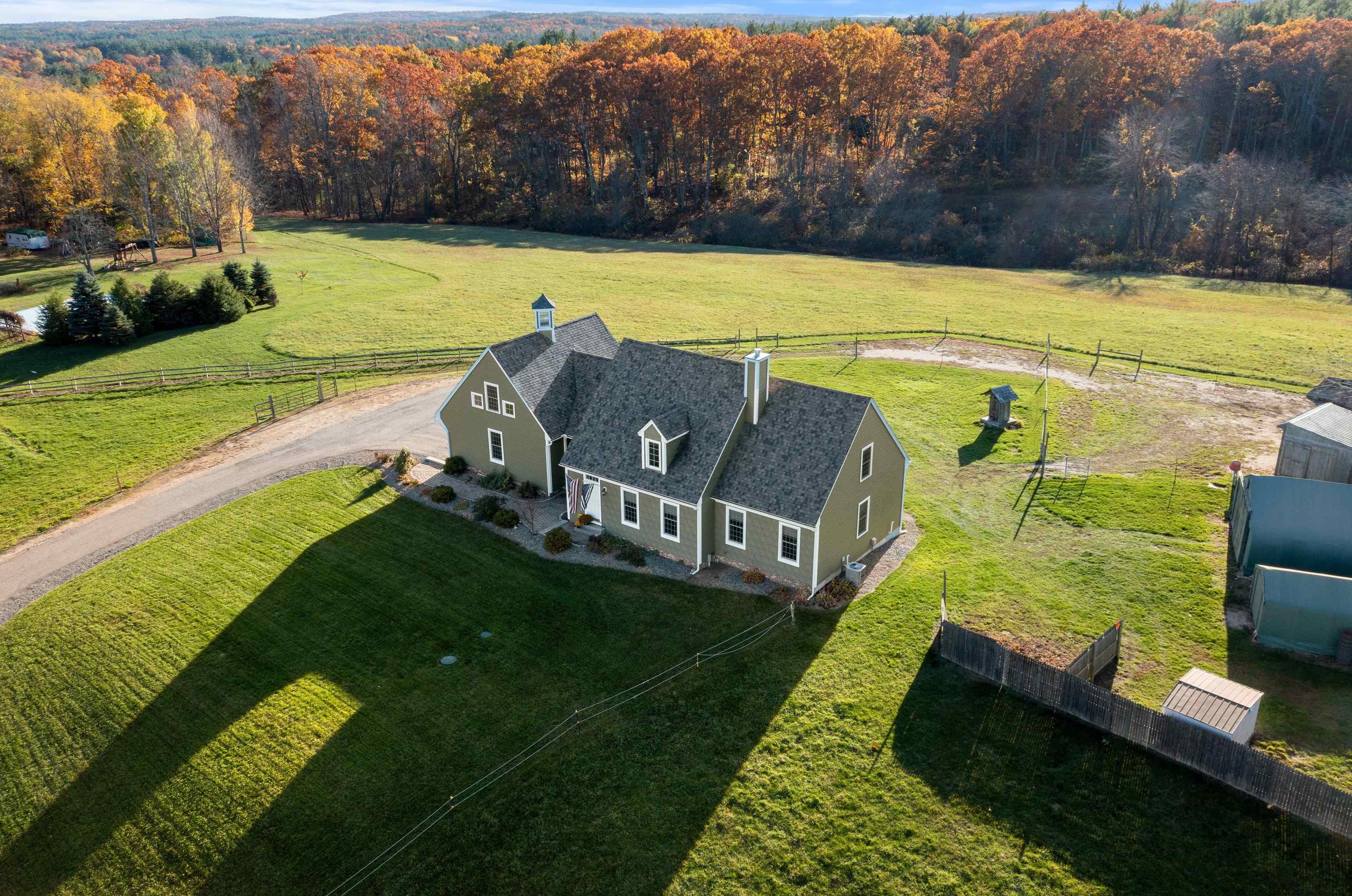150 Haverhill Rd, Chester, NH 03036
