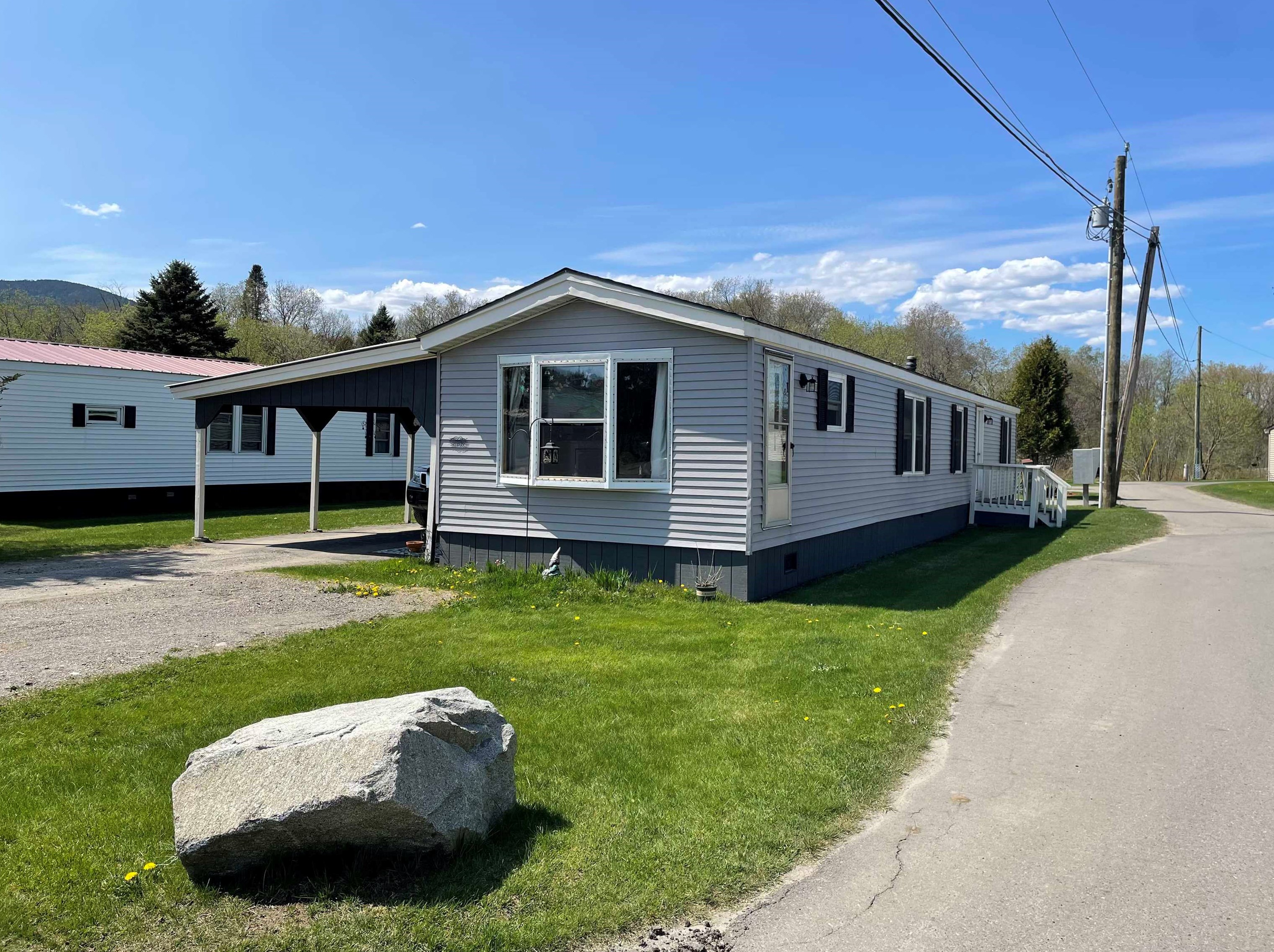 15 Cedar St, Columbia, NH 03576