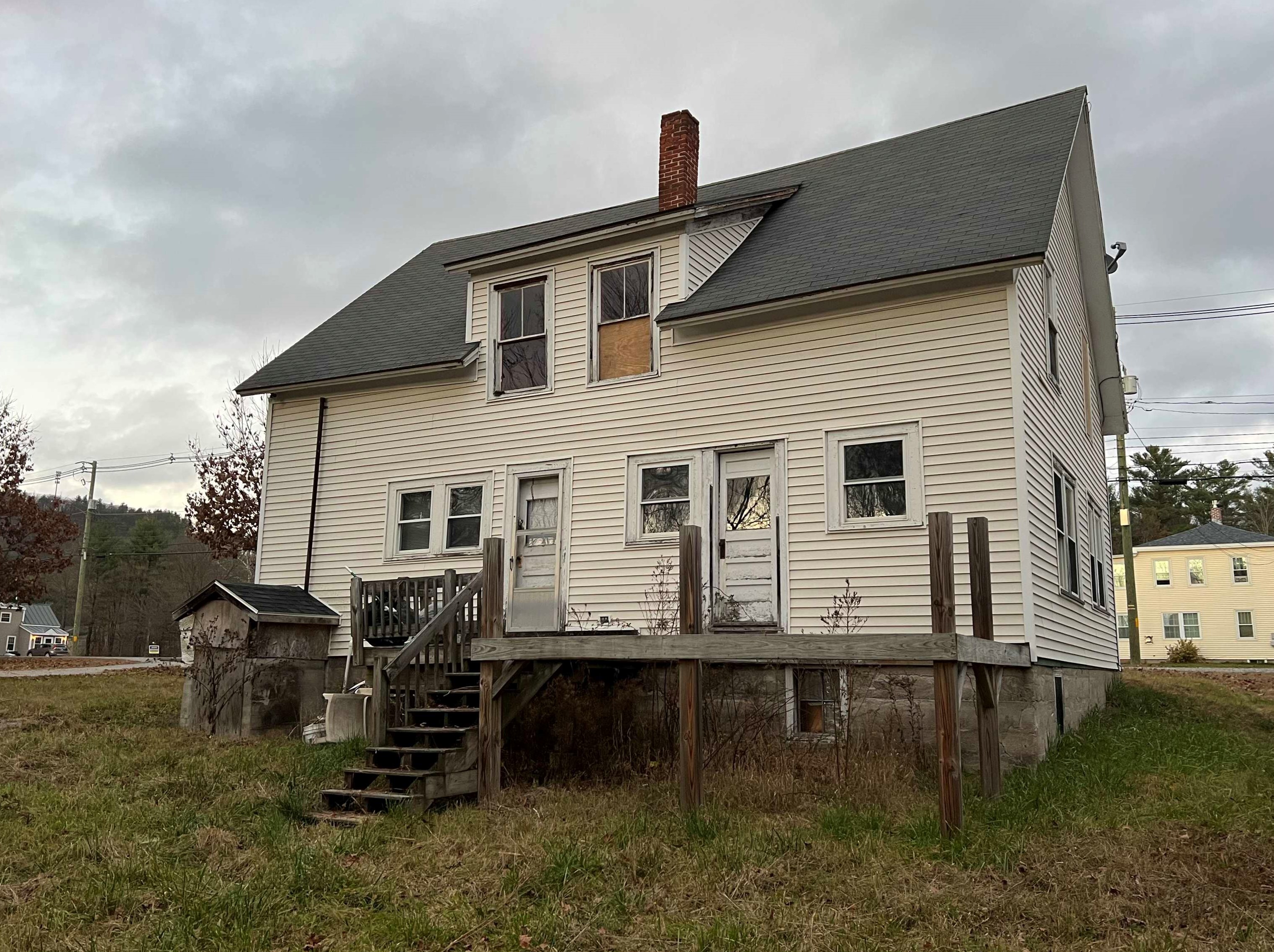 493 Sunapee St, Unity, NH 03773