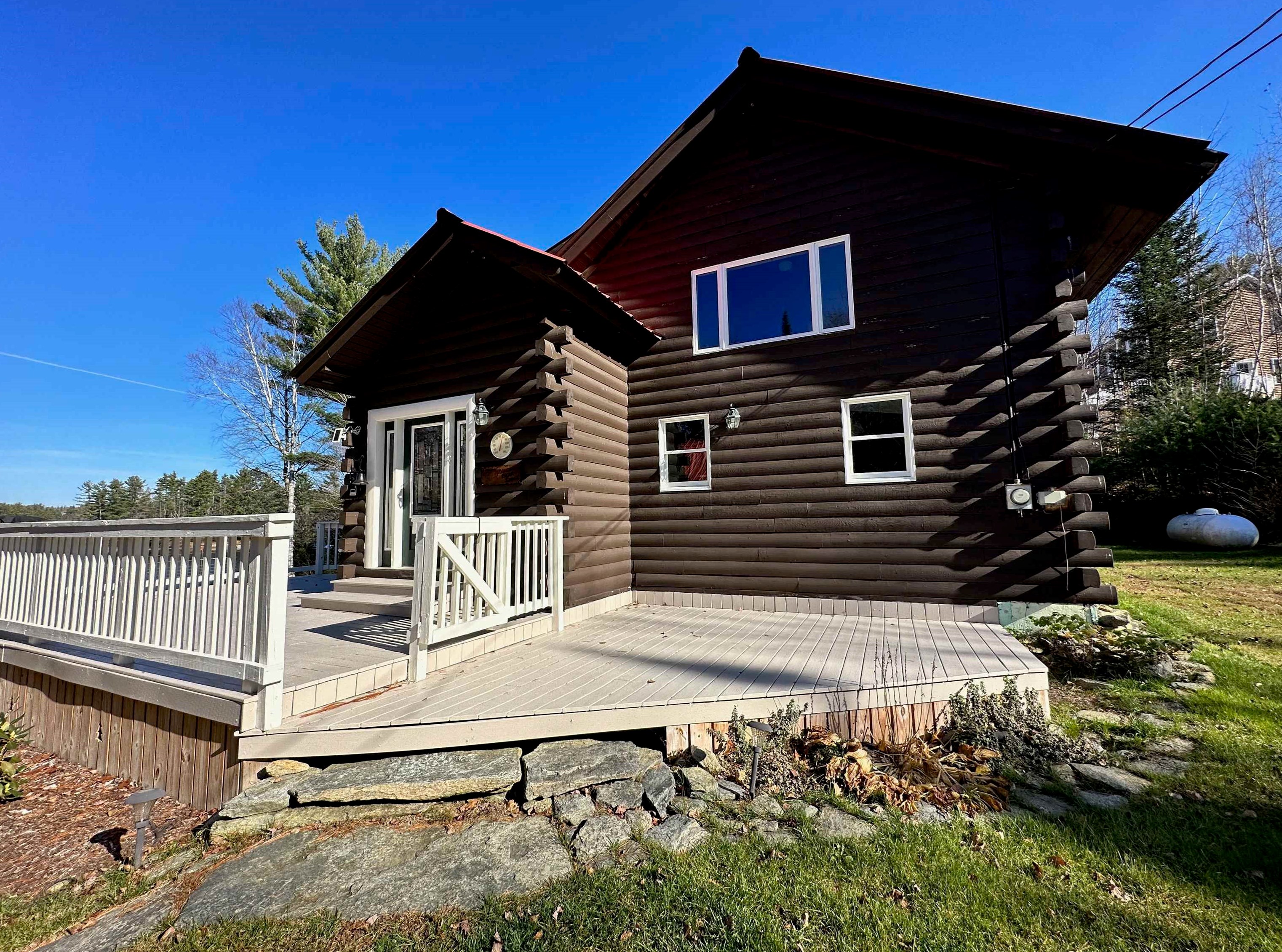 51 Whispering Pines Dr, Carroll, NH 03598