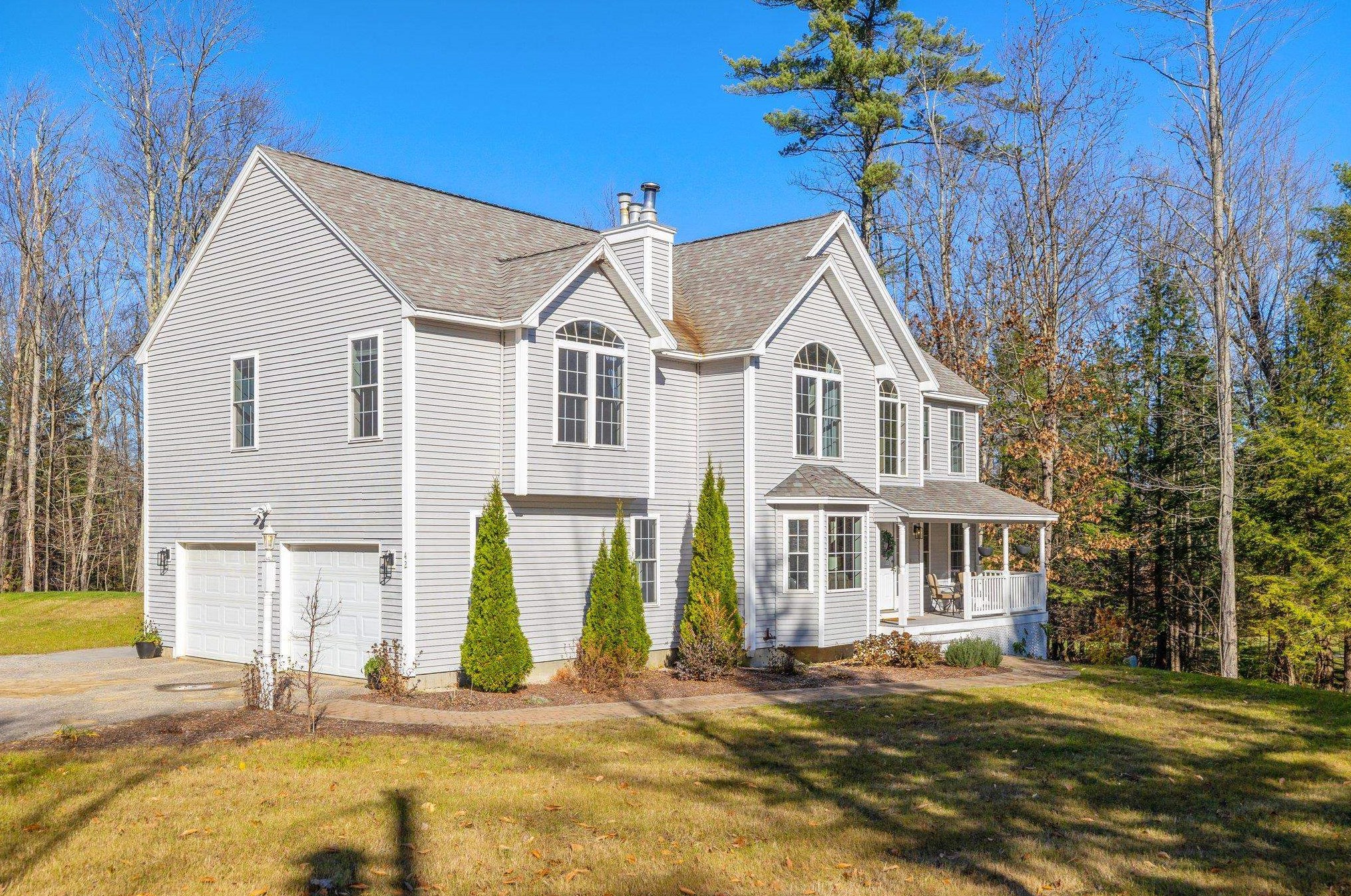 42 Twin Bridge Rd, Tilton, NH 03276