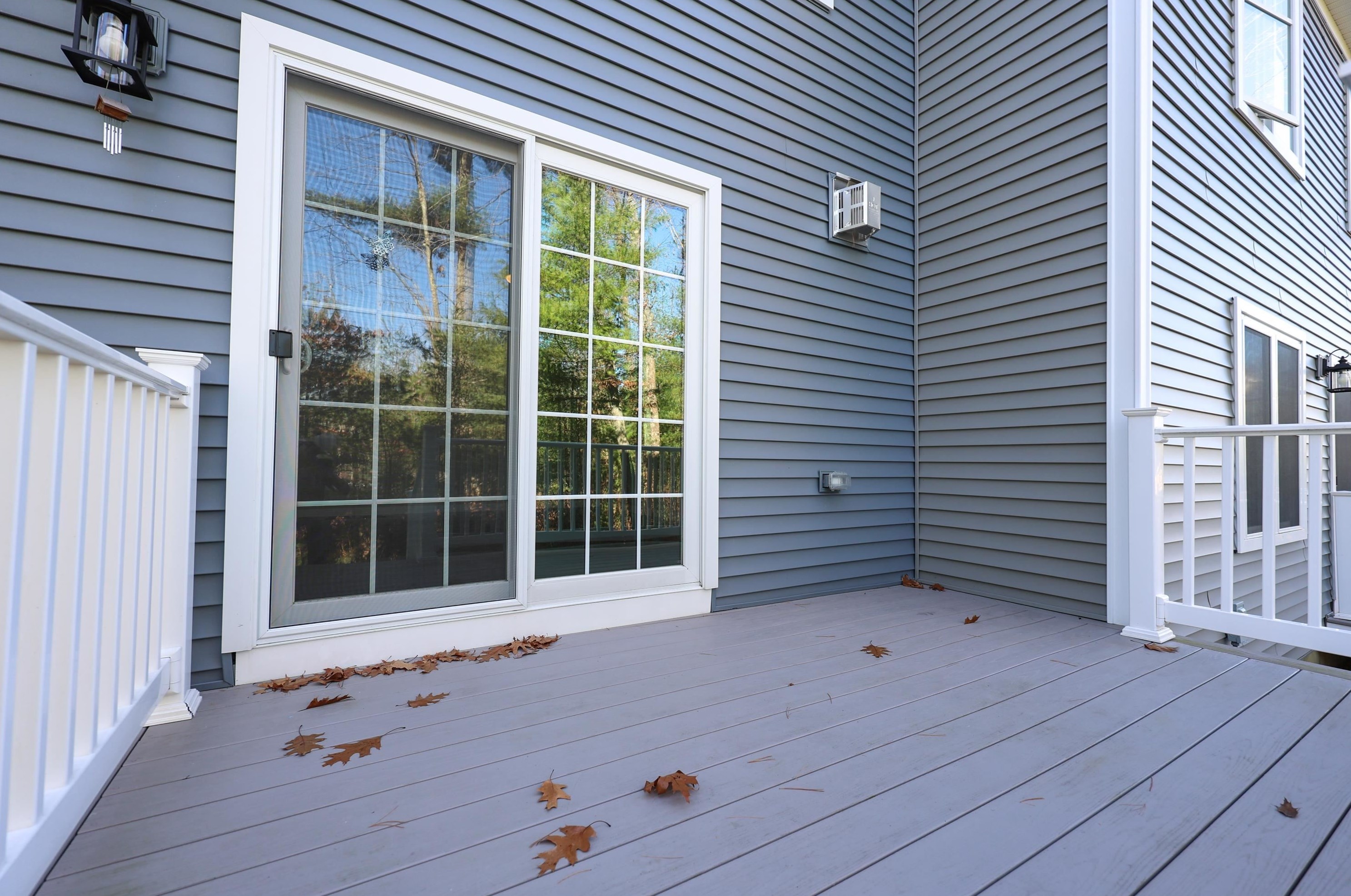 179 Knollwood Way, Manchester NH  03102 exterior