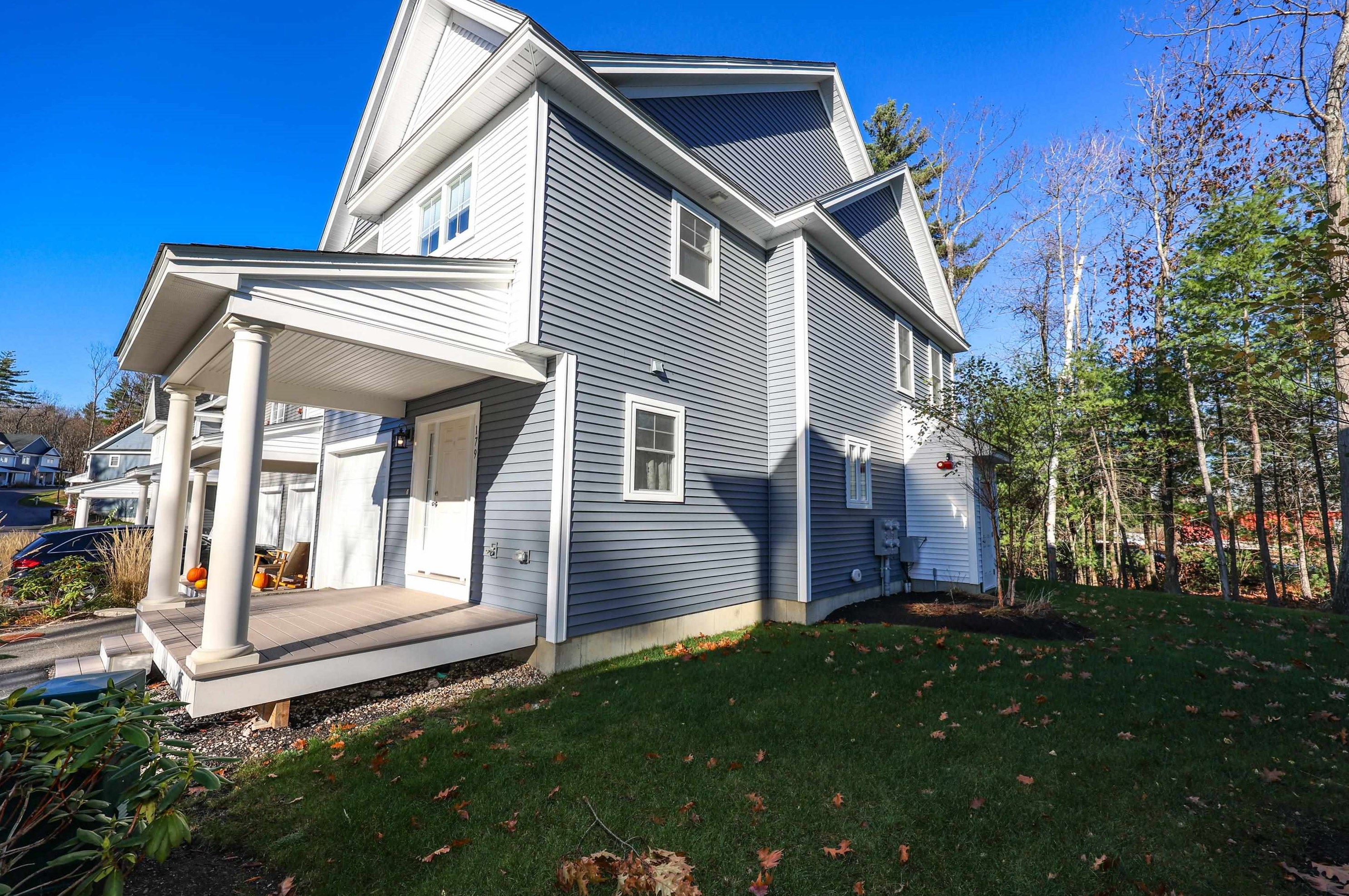 179 Knollwood Way, Manchester NH  03102 exterior