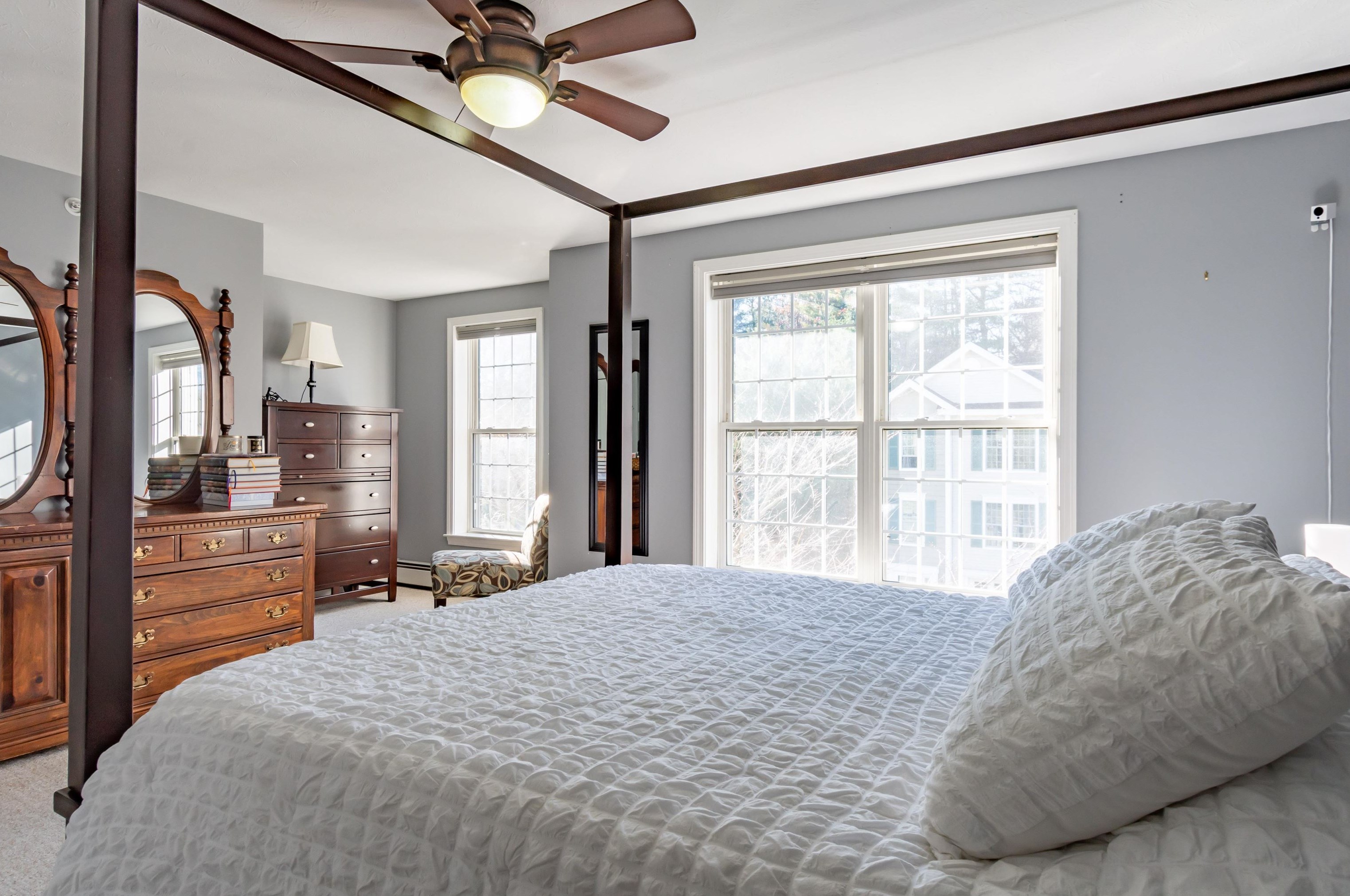 12 Eastwood Way, Manchester NH 03103 exterior